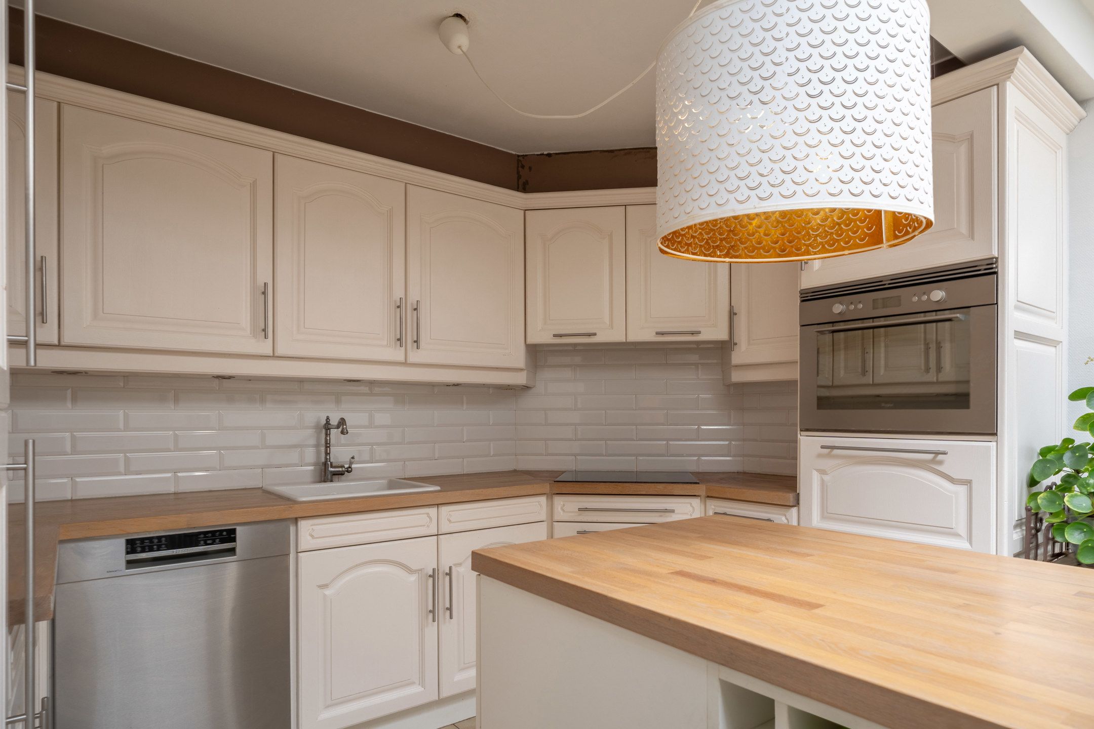 Gezellige dorpswoning in het centrum met twee slaapkamers en tof tuintje op het ZW foto 17