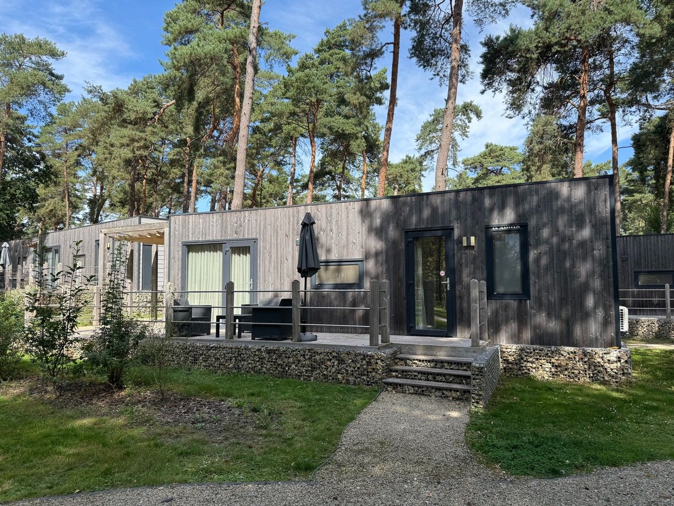 Investeer in een vakantiewoning in het groene hart van Vlaanderen – Zutendaal foto {{pictureIndex}}
