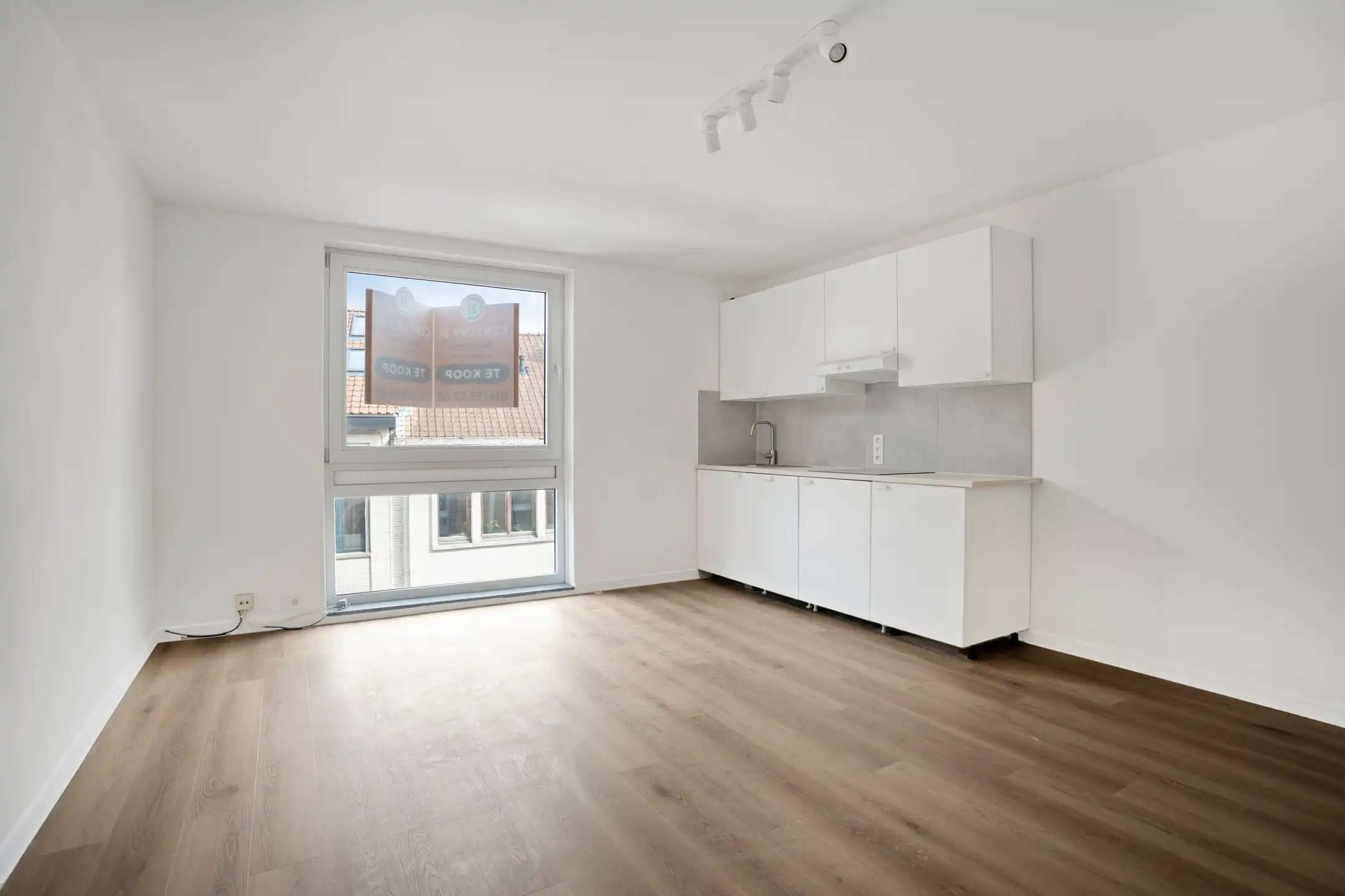 Gerenoveerde studio op uitstekende locatie foto 3