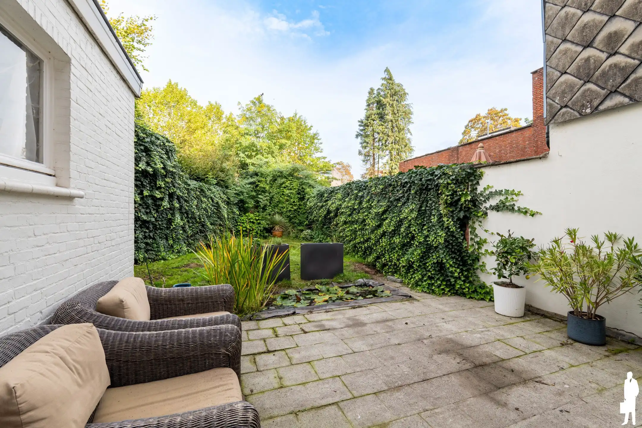 Karaktervolle gerenoveerde woning met 3 slaapkamers foto 16