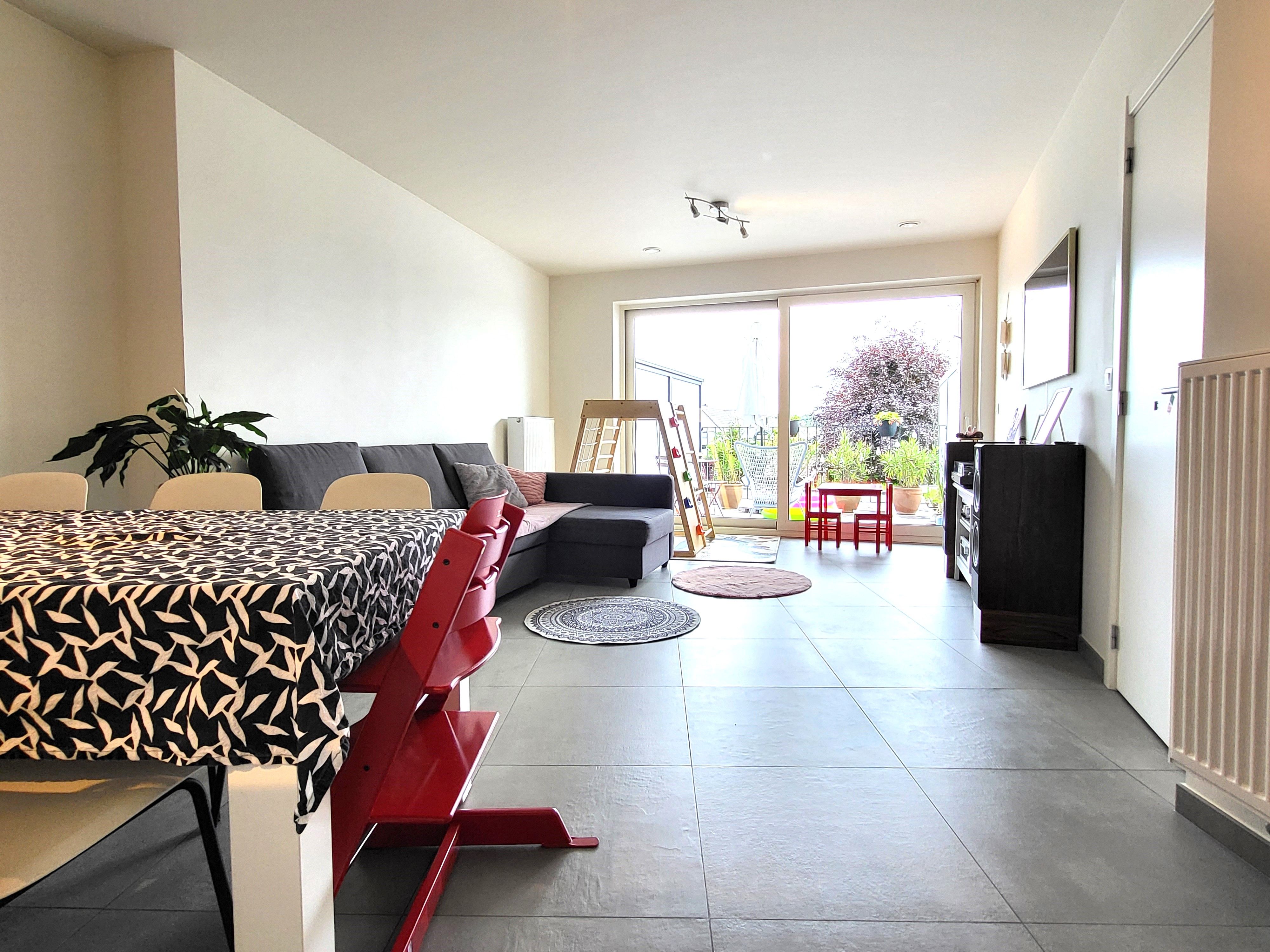 Prachtig appartement 81m² van 2017 met ruim terras en autostaanplaats, veel lichtinval!  foto 4