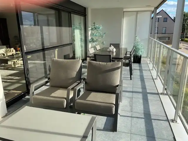 Ruim en instapklaar appartement met 3 slaapkamers, 2 terrassen en garage. foto 26
