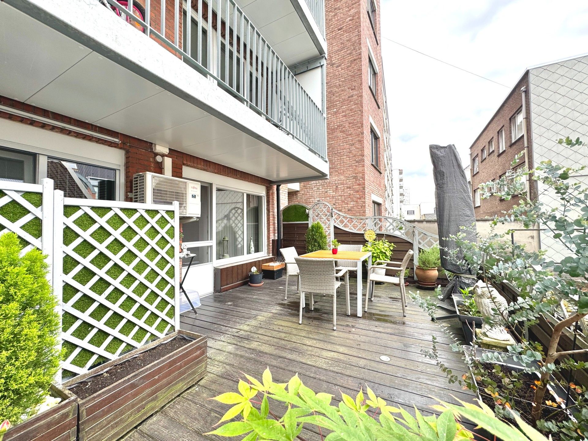 APPARTEMENT MET GROOT ZONNETERRAS & PARKING - 112 M² foto 8