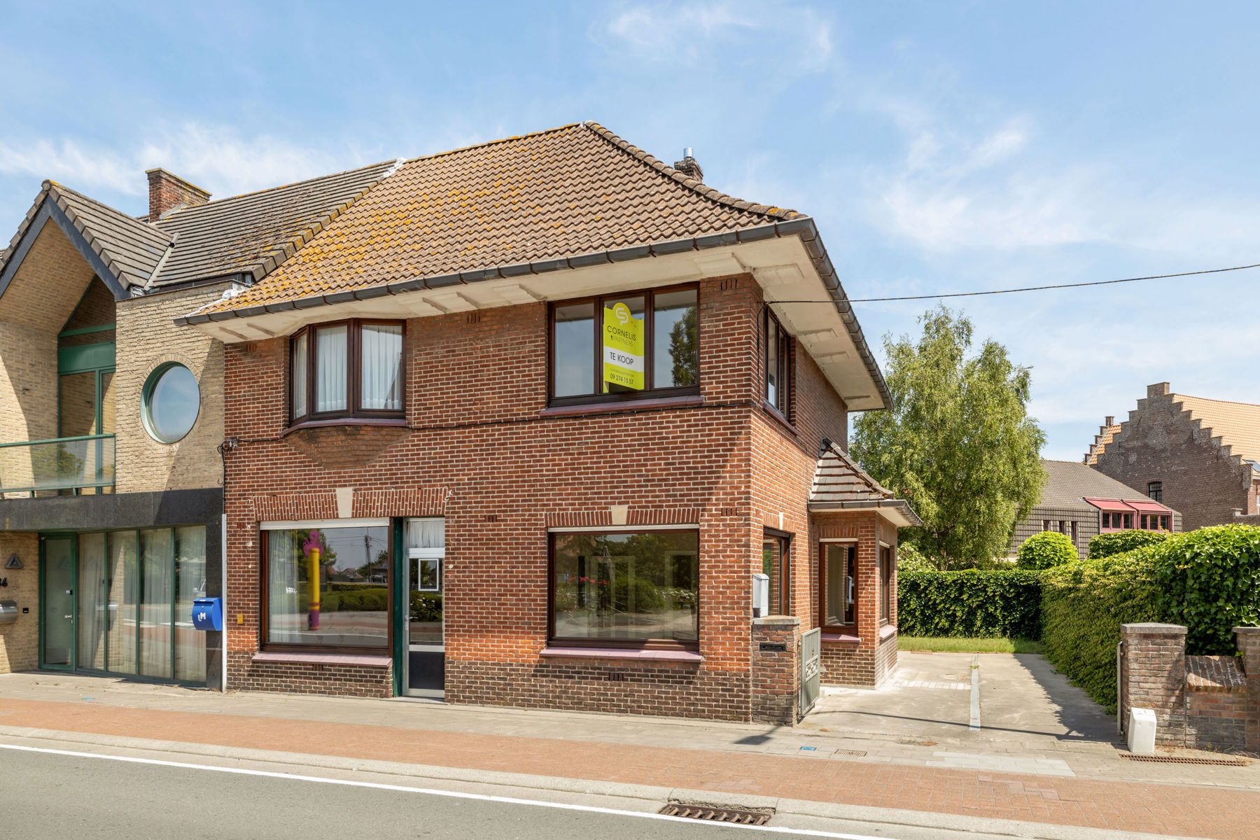 Hoofdfoto van de publicatie: Ruime woning met handelsmogelijkheden - 3 slpk - Balgerhoeke