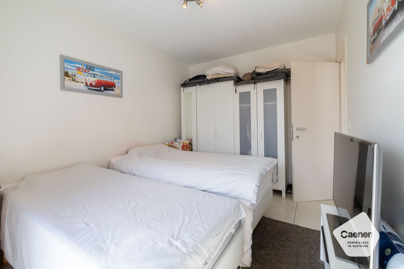 🌊 Te koop: Gelijkvloers appartement met 2 slaapkamers + slaaphoek met uitzonderlijk groot terras – vlak bij zee! foto 11