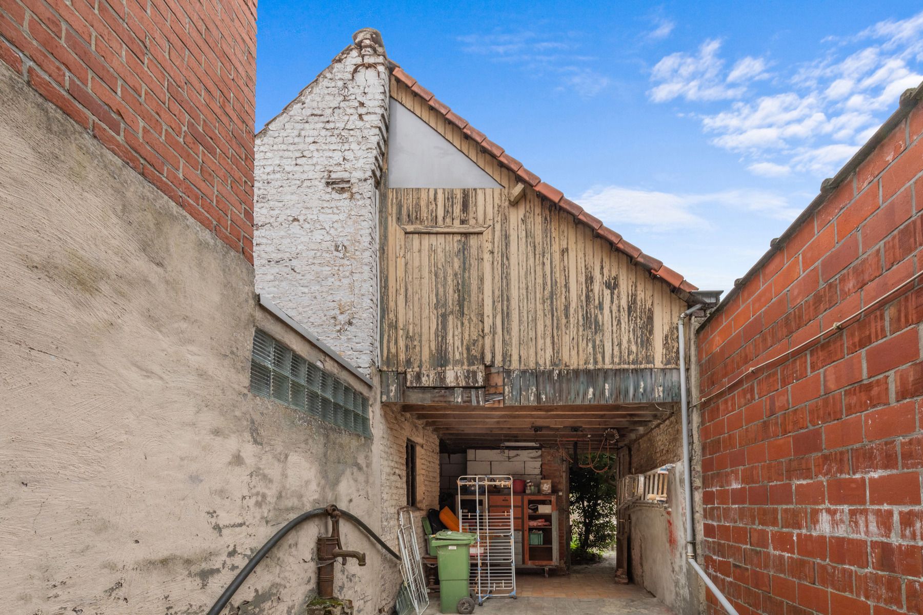 Uitzonderlijke woning met 1001 mogelijkheden op toplocatie foto 12