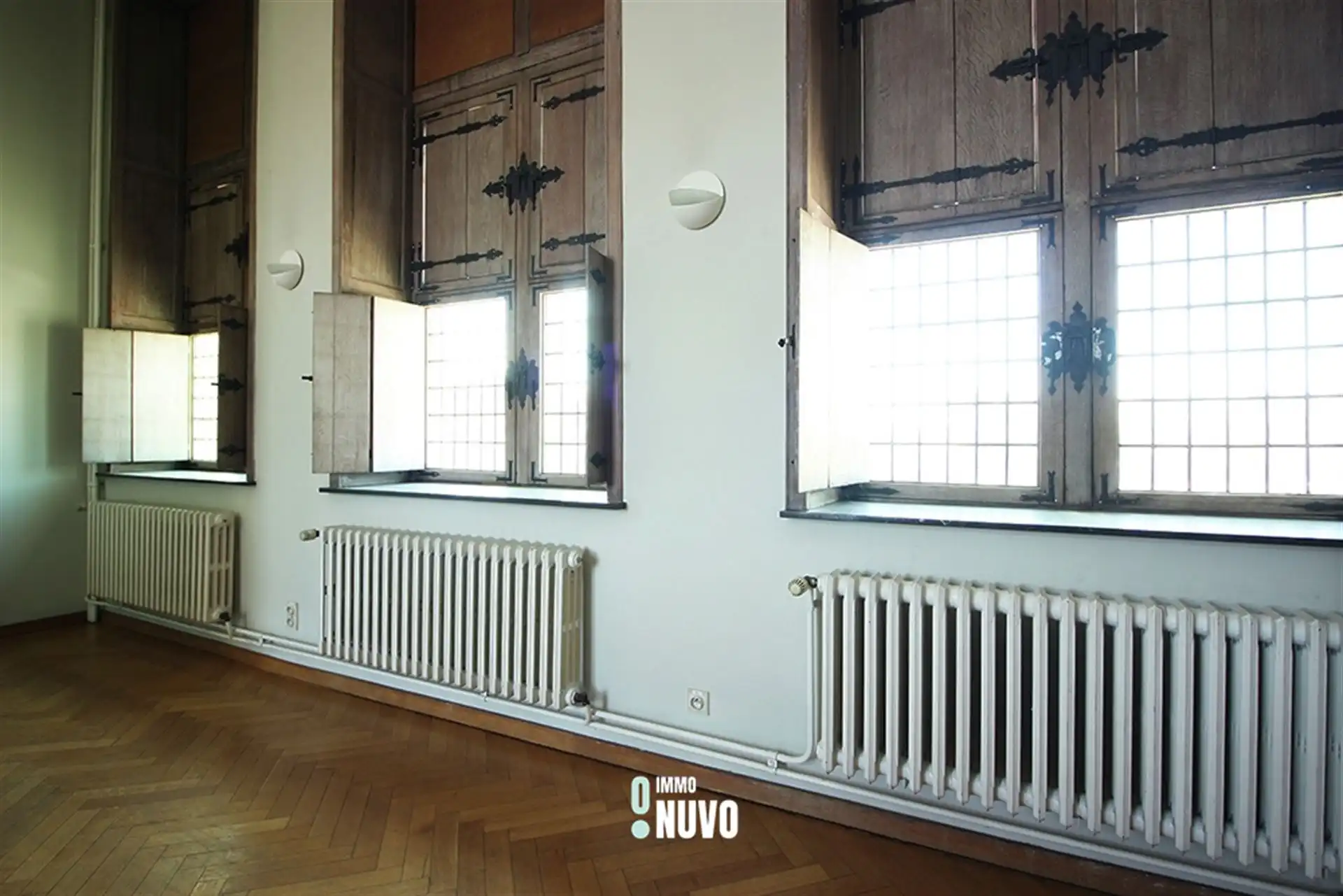 Commercieel gebouw foto 14