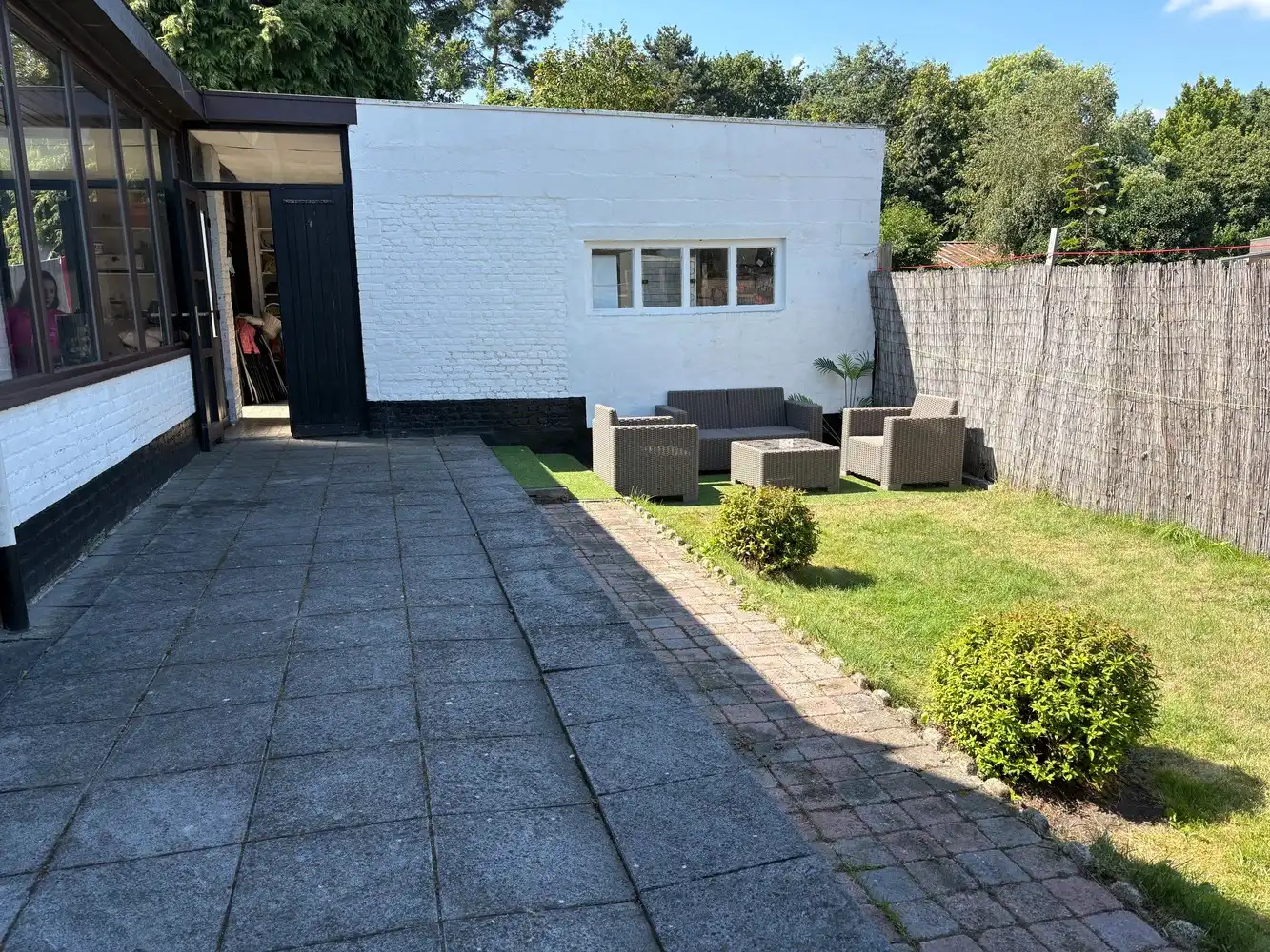 Goed gelegen ruime woning met 4 slk op mooi perceel van 9a30ca foto 20