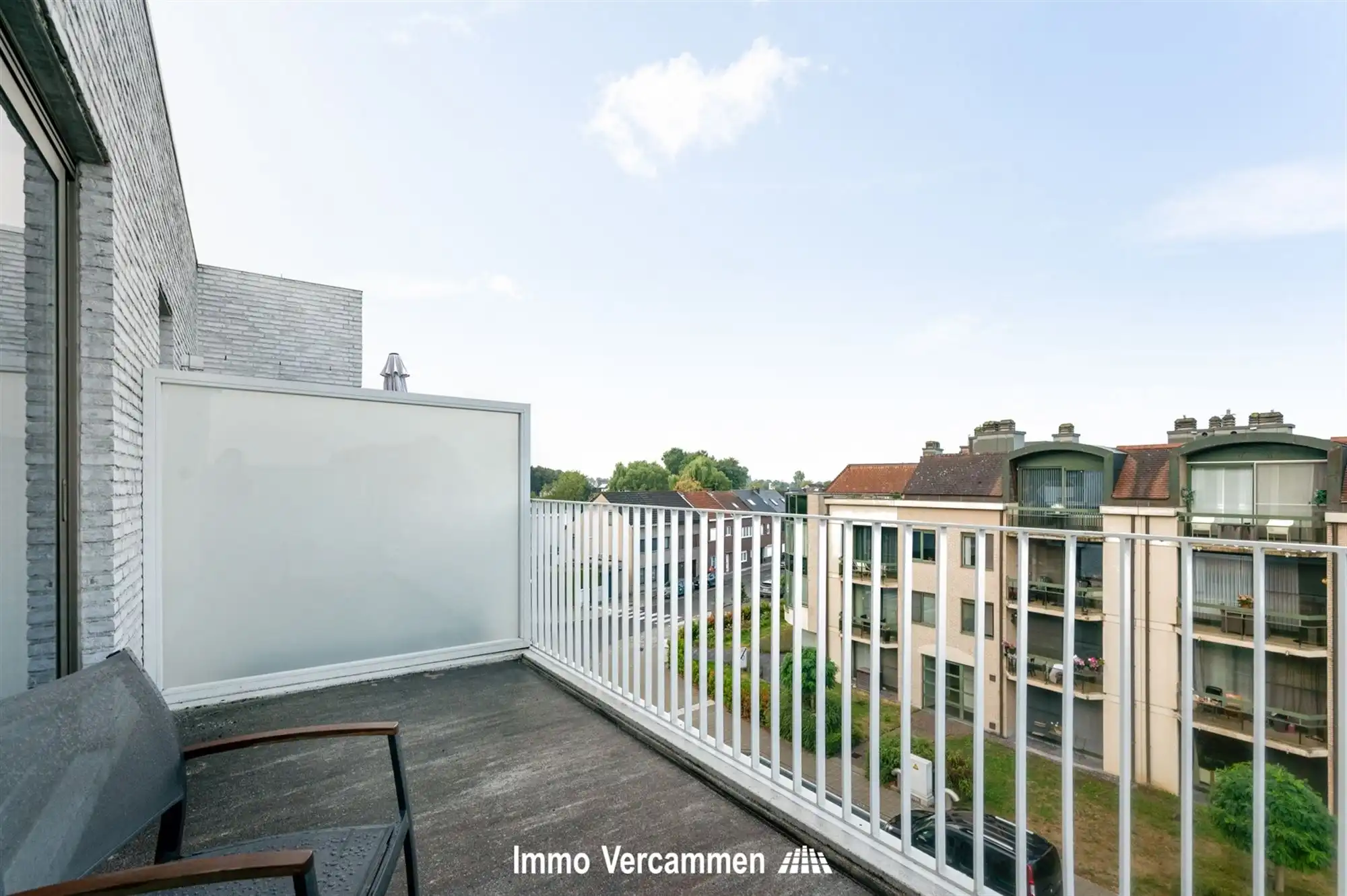 Modern 2-slaapkamerappartement met twee terrassen en autostaanplaats in Lier foto 3