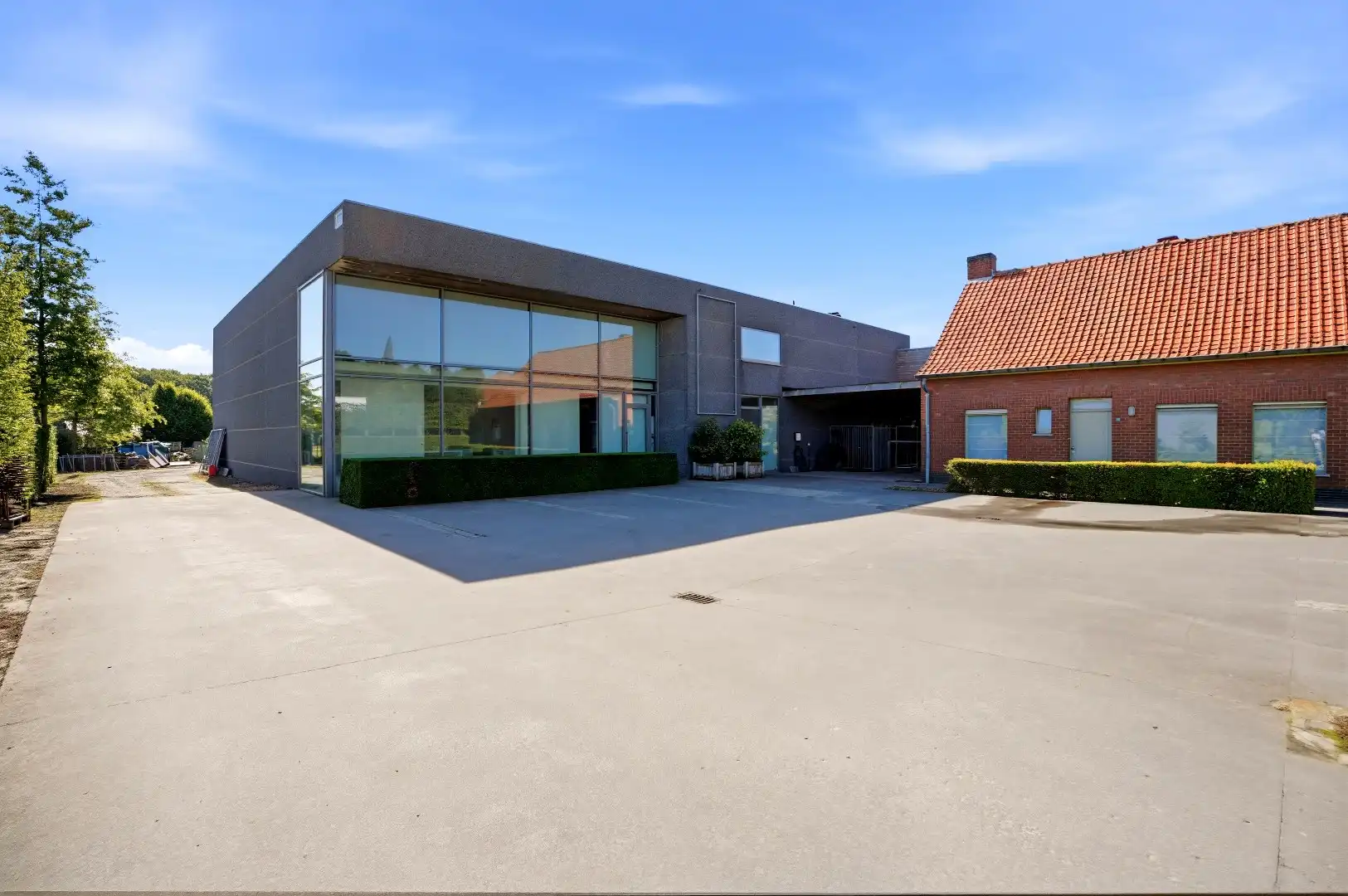 Commerciële ruimte te koop Ommegang Oost 12 - - 8840 Westrozebeke
