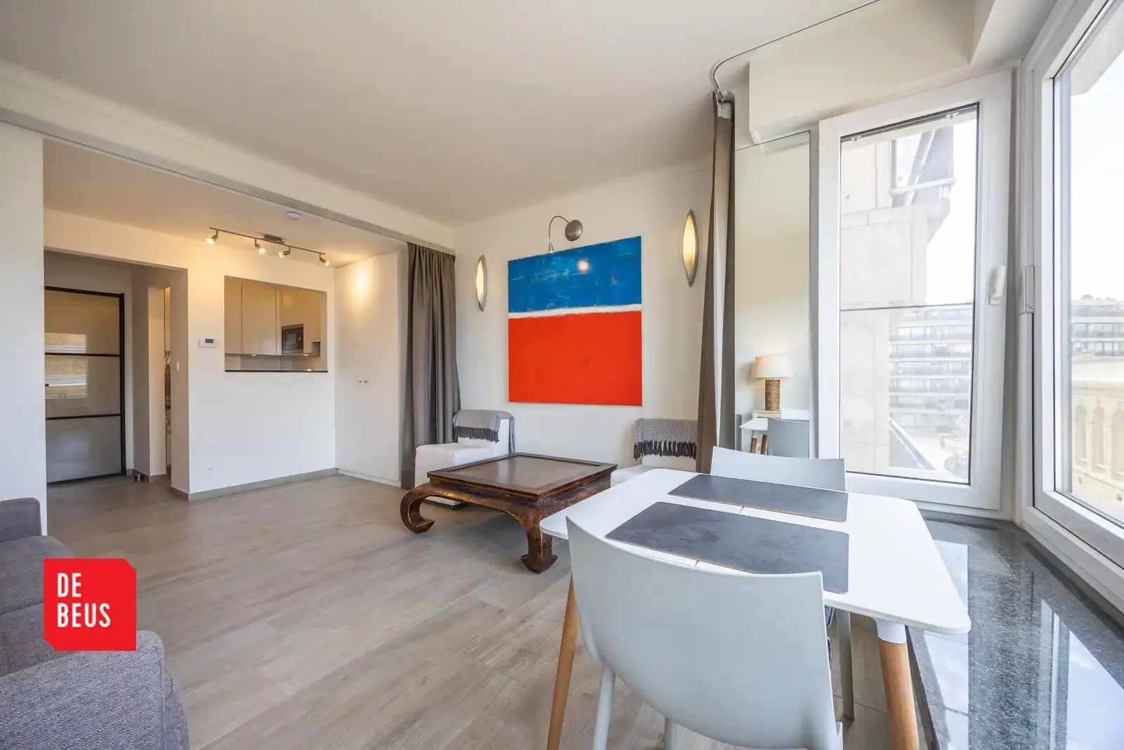 Gerenoveerde studio met lateraal zeezicht aan de Albert I Promenade foto {{pictureIndex}}