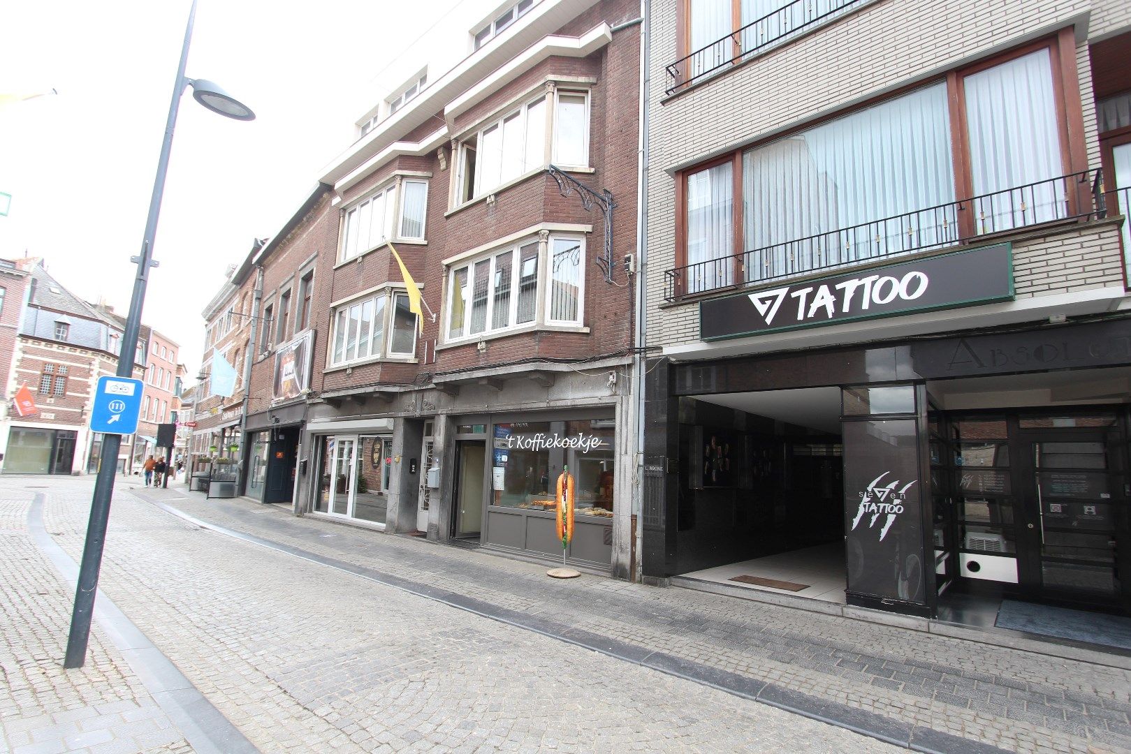 HANDELSPAND - TOP GELEGEN IN HET CENTRUM foto 2