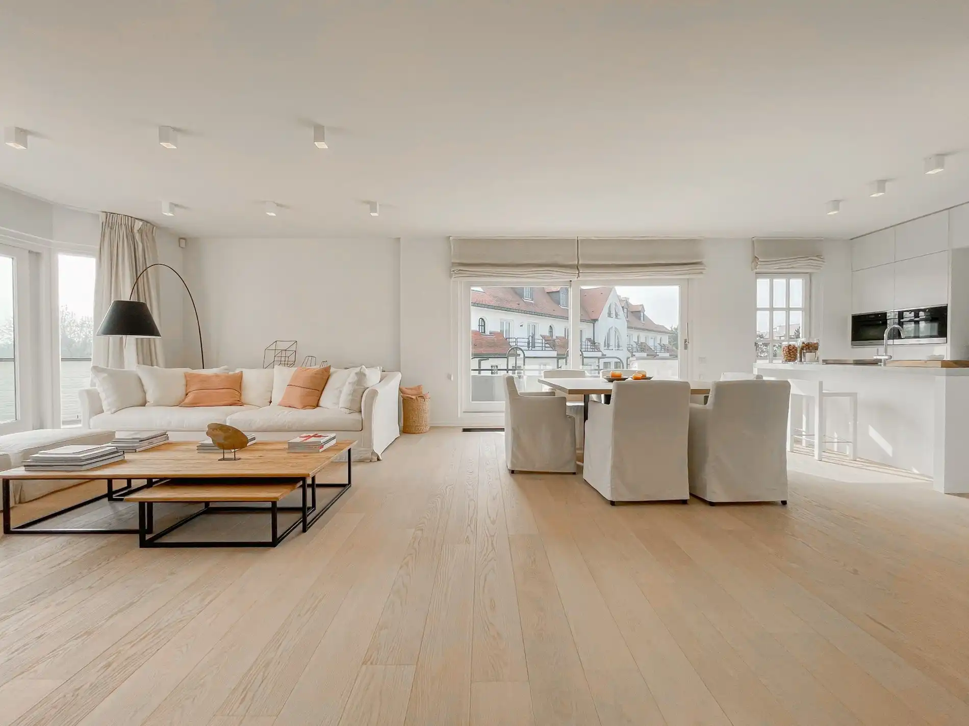 Subliem hoekappartement met ruime terrassen gelegen in het prestigieuze domein Tennis Garden. foto 8