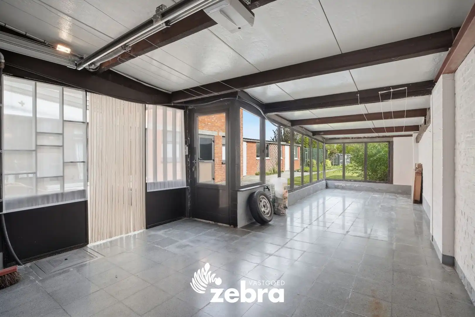 Te renoveren woning met garage op ruim perceel te Pittem! foto 24