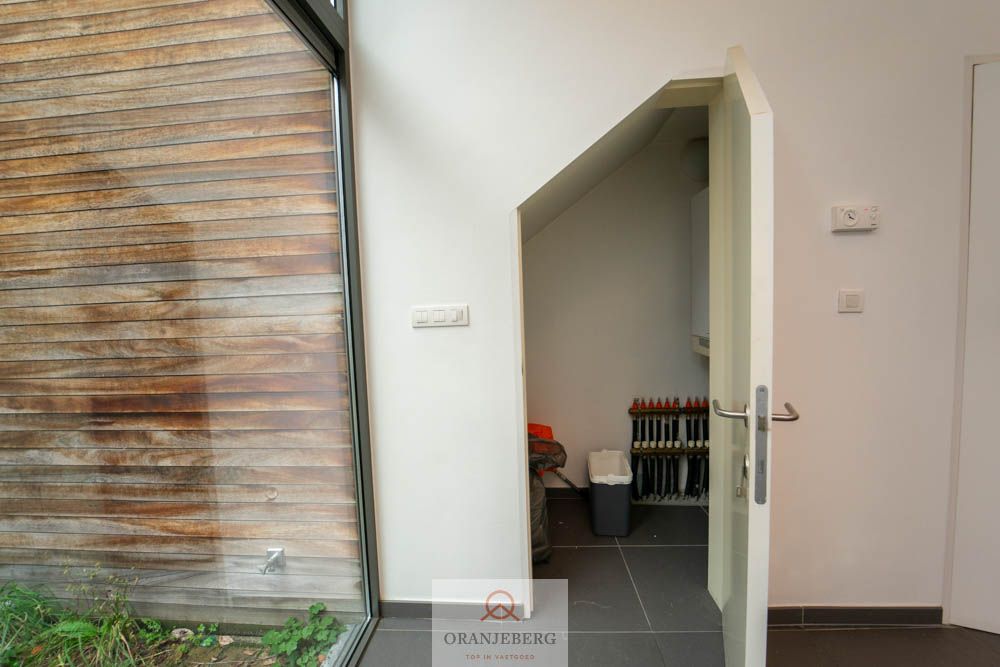 Handelspand 178 m²  te huur in Burgstraat foto 17