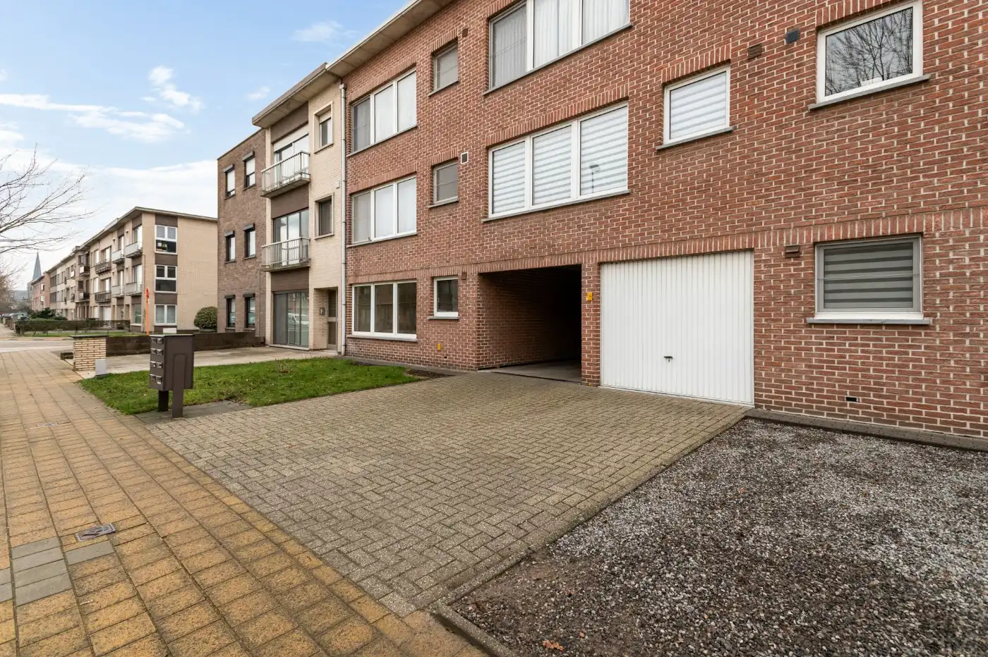 Tof, gelijkvloers, 2 slpk.-appt met privatief tuintje en ruime garagebox + staanplaats foto 25