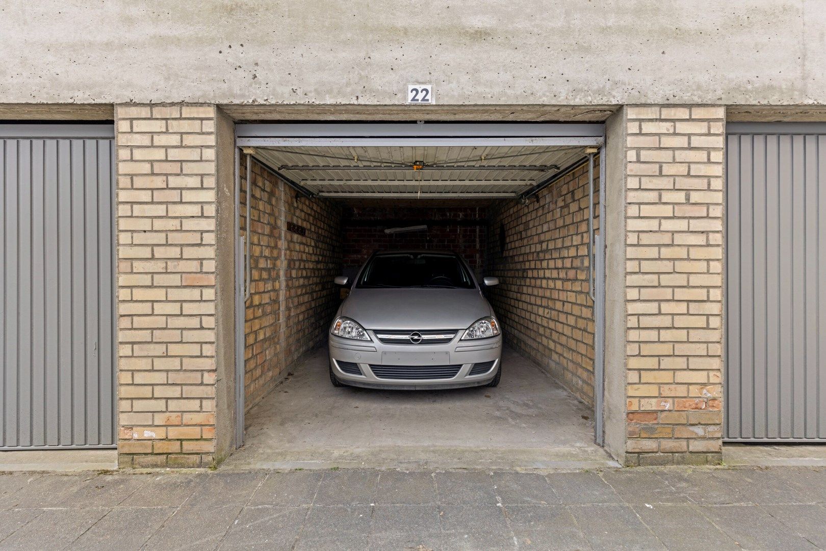 2-slaapkamerappartement met garage in centrum Gullegem! foto 15