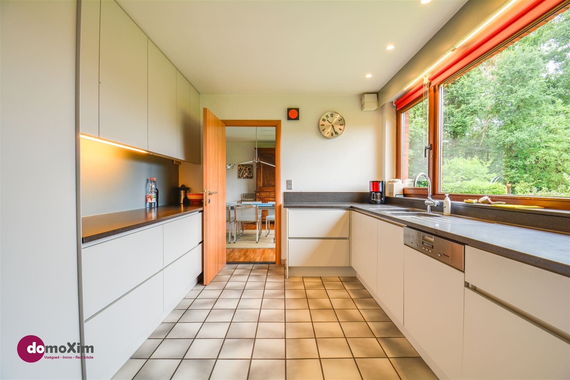 Instapklare bungalow met prachtig uitzicht in de Lievekensbossen van Schiplaken foto 10