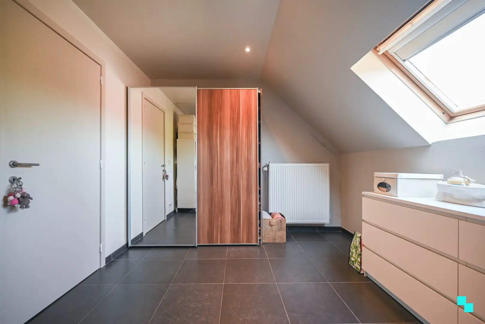 Riante dubbele woonst met 4 slaapkamers foto 28