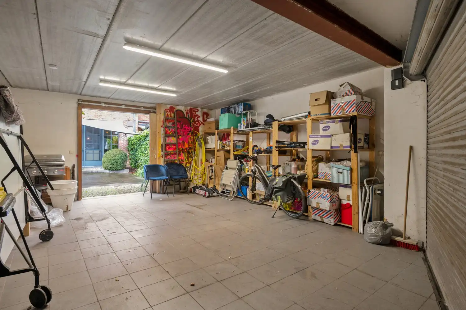 Karaktervolle gezinswoning met vier slaapkamers, tuin en ruime garage te Hove foto 18