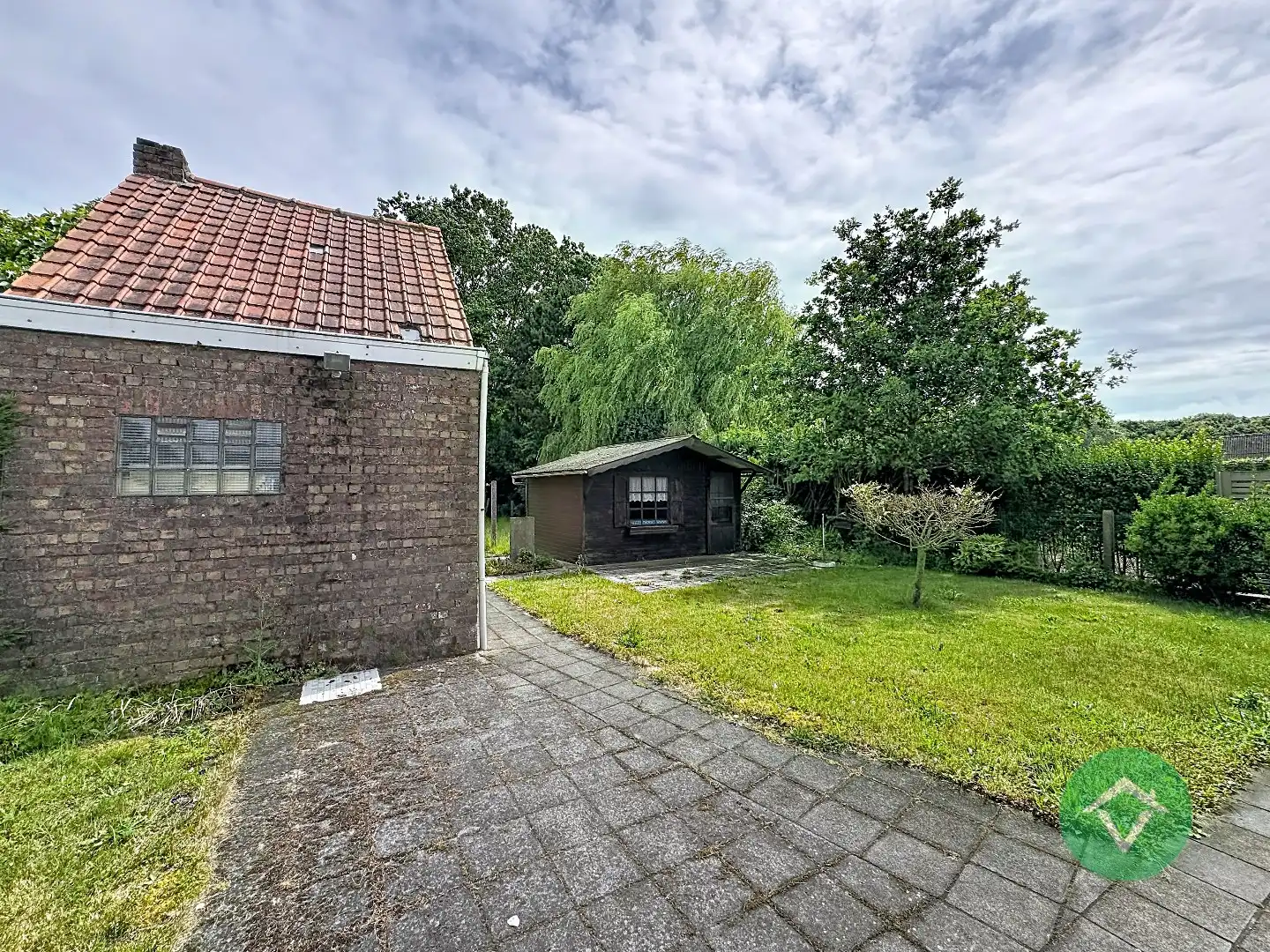 Woning met tal van mogelijkheden op ruim perceel (562m²) te Aartrijke foto 16