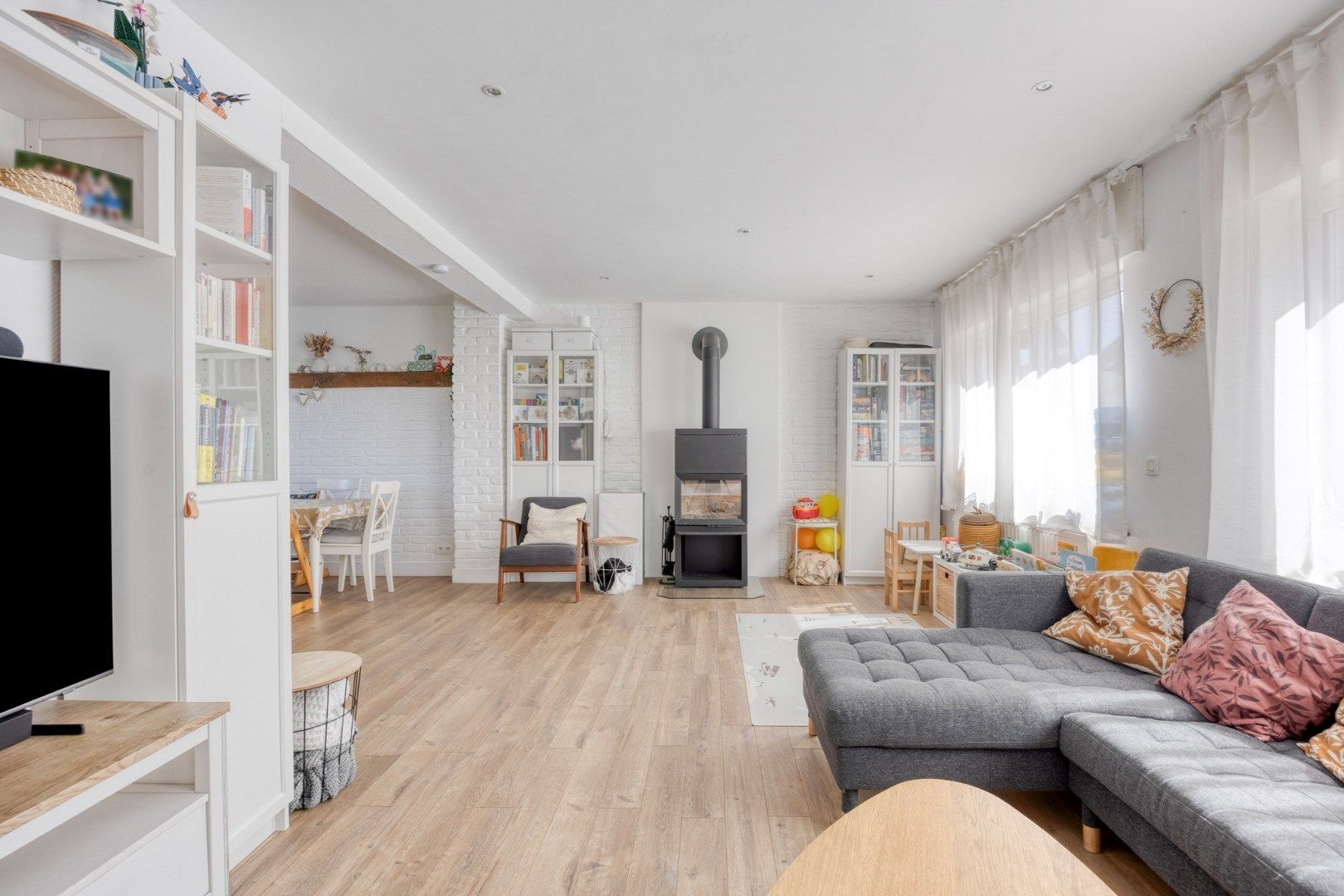 Gerenoveerde woning 3/4 kamers + garage 1652 ALSEMBERG (BEERSEL) foto 4