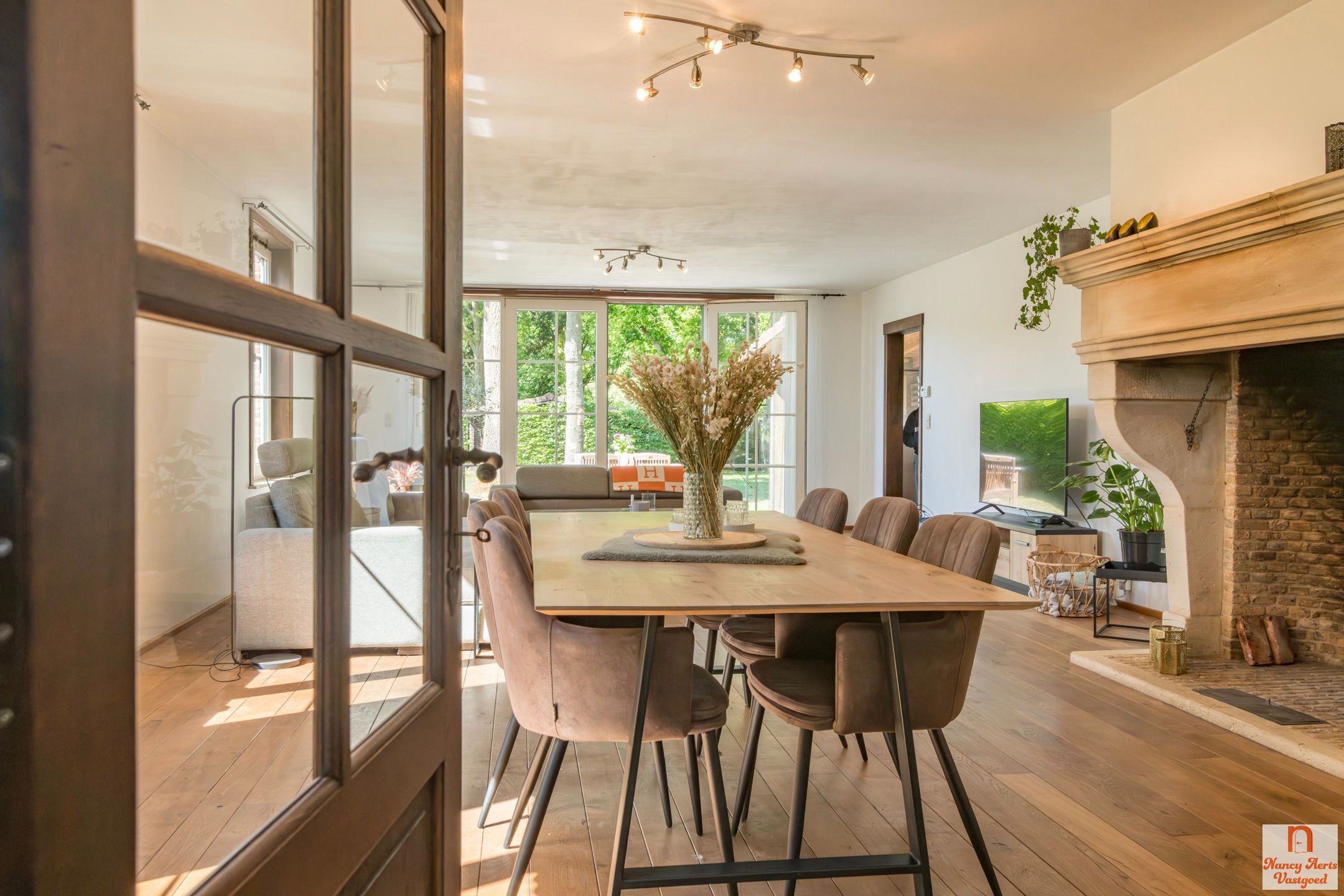 Tijdloze pastoriewoning in het groene Tervant foto 43