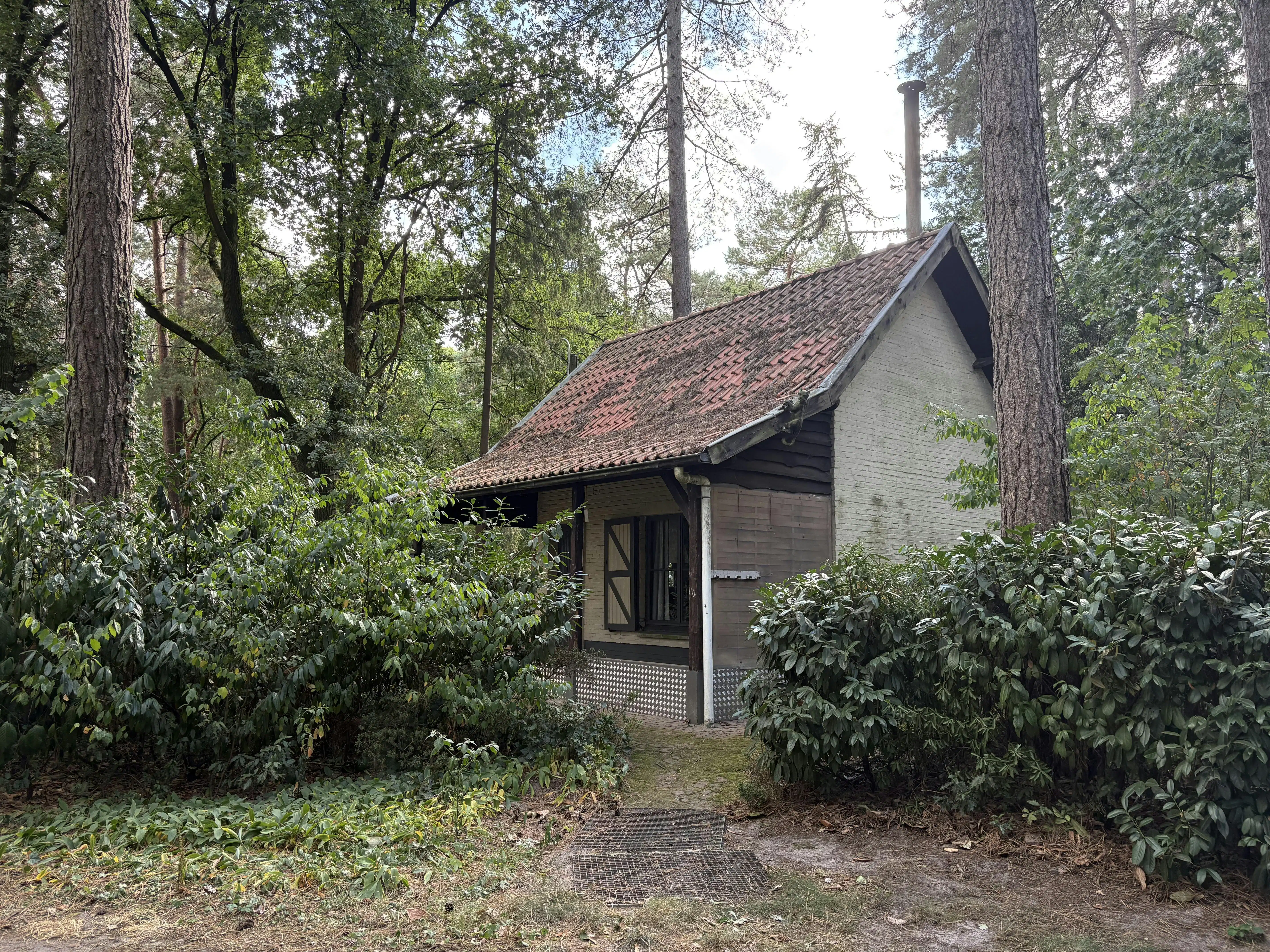 Woning met grote tuin te koop in Essen! foto 14