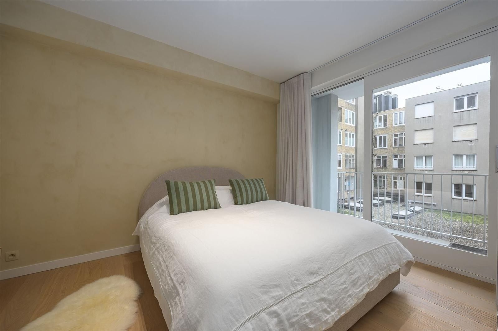 Prachtig en smaakvol volledig afgewerkt appartement gelegen op de tweede verdieping foto 14