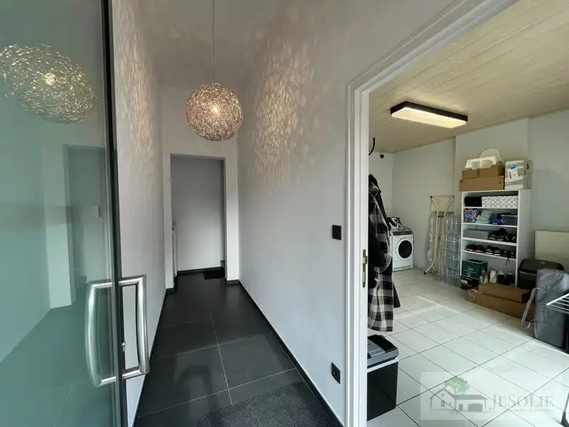 Ruime loft met 2 slaapkamers foto 3