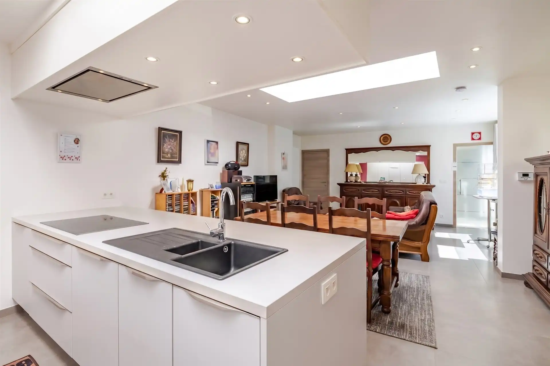 Instapklare woning met 3 slaapkamers in centrum Moerbeke foto 3