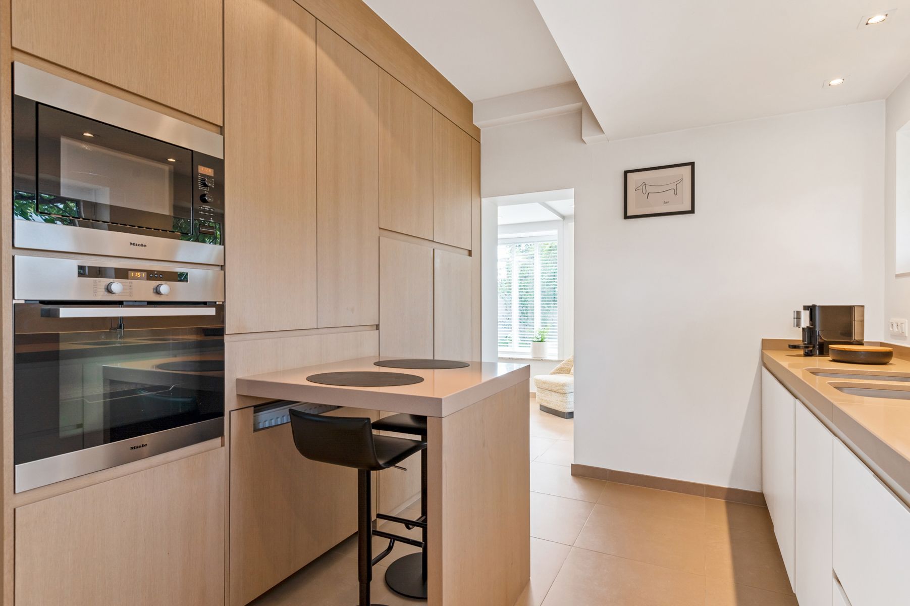 Hedendaags gerenoveerde woning vlakbij het centrum. foto 10