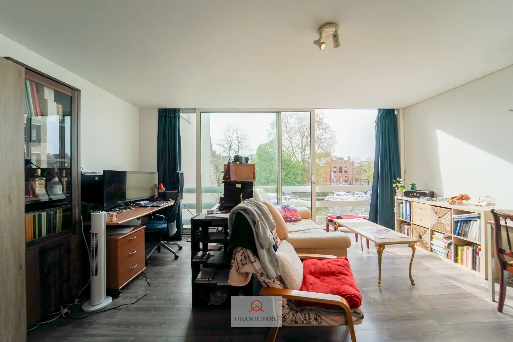 Studio op topligging aan het water Gent-centrum. foto 14