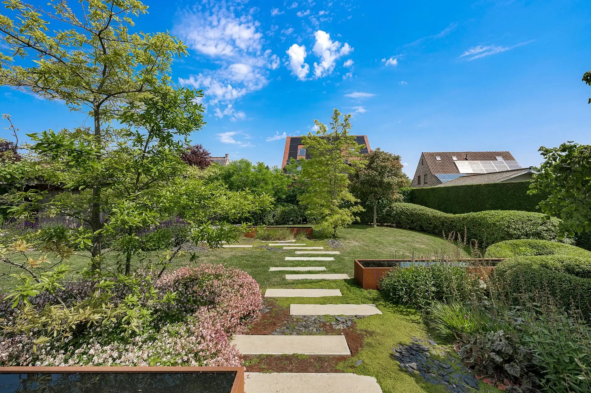 Alleenstaande villa op super ligging te Knokke foto 3