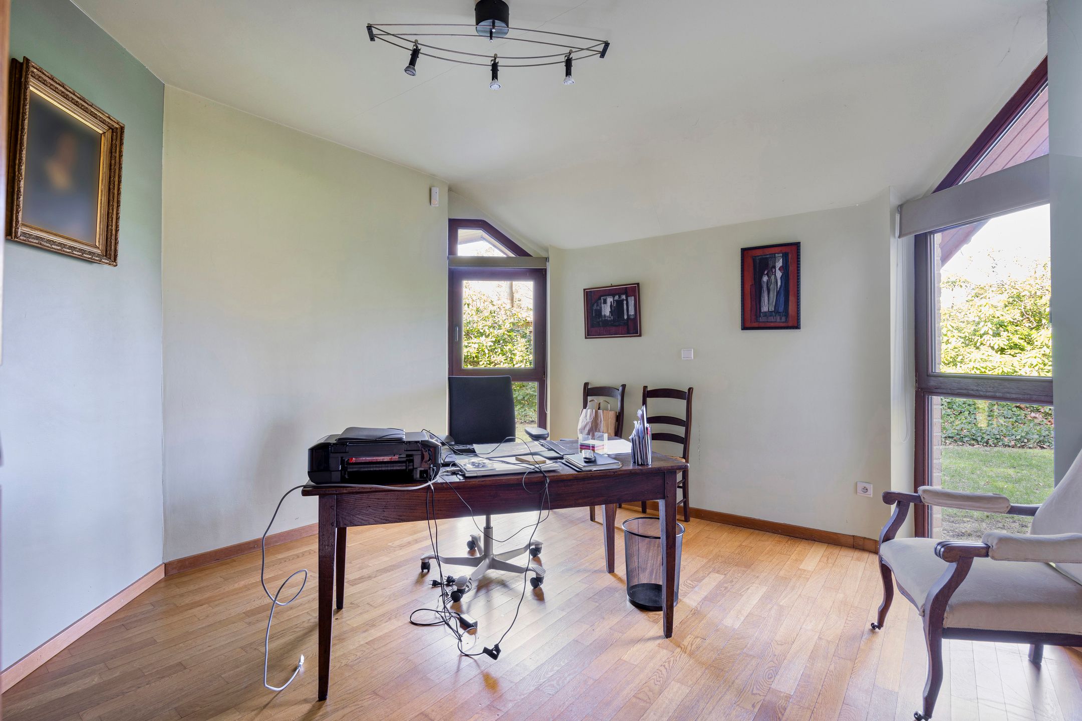 Ruime, instapklare villa op een perceel van 27 are foto 10