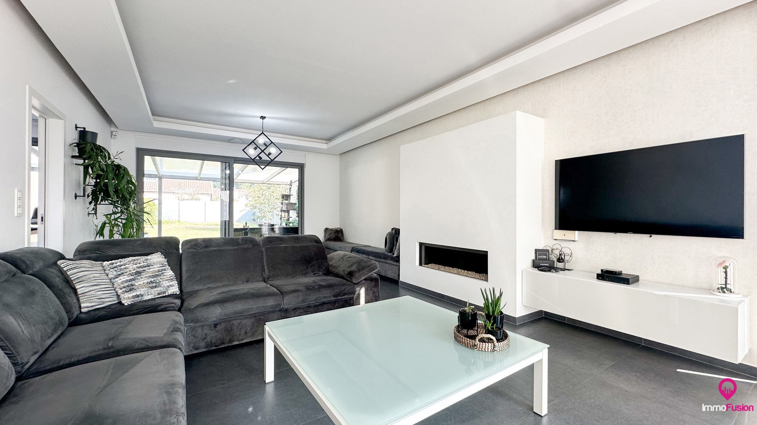 Recente vrijstaande woning van 240 m² en 8are grond! foto 6