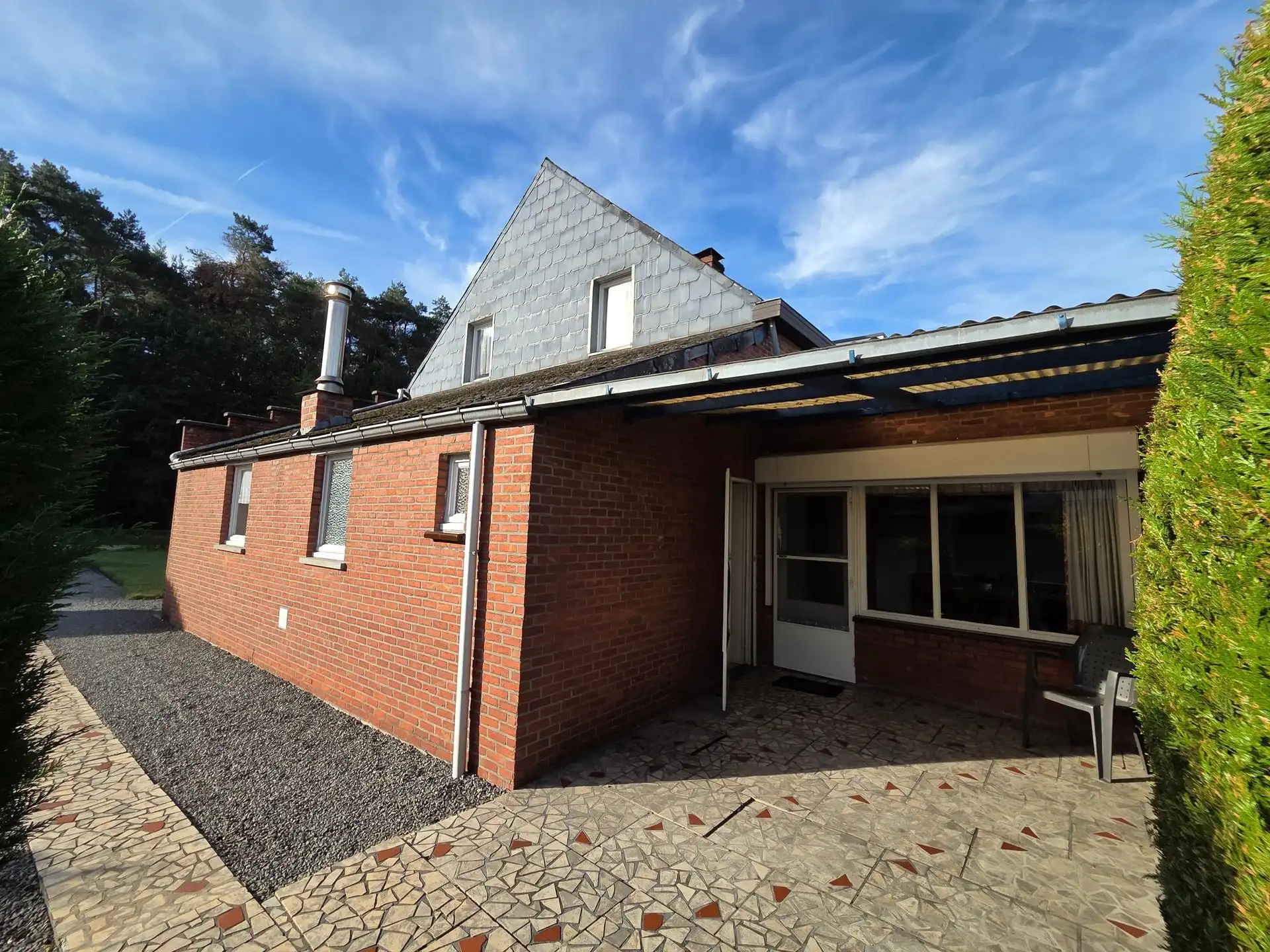 Toffe woning op ruim perceel van 961m² in Begijnendijk foto 13