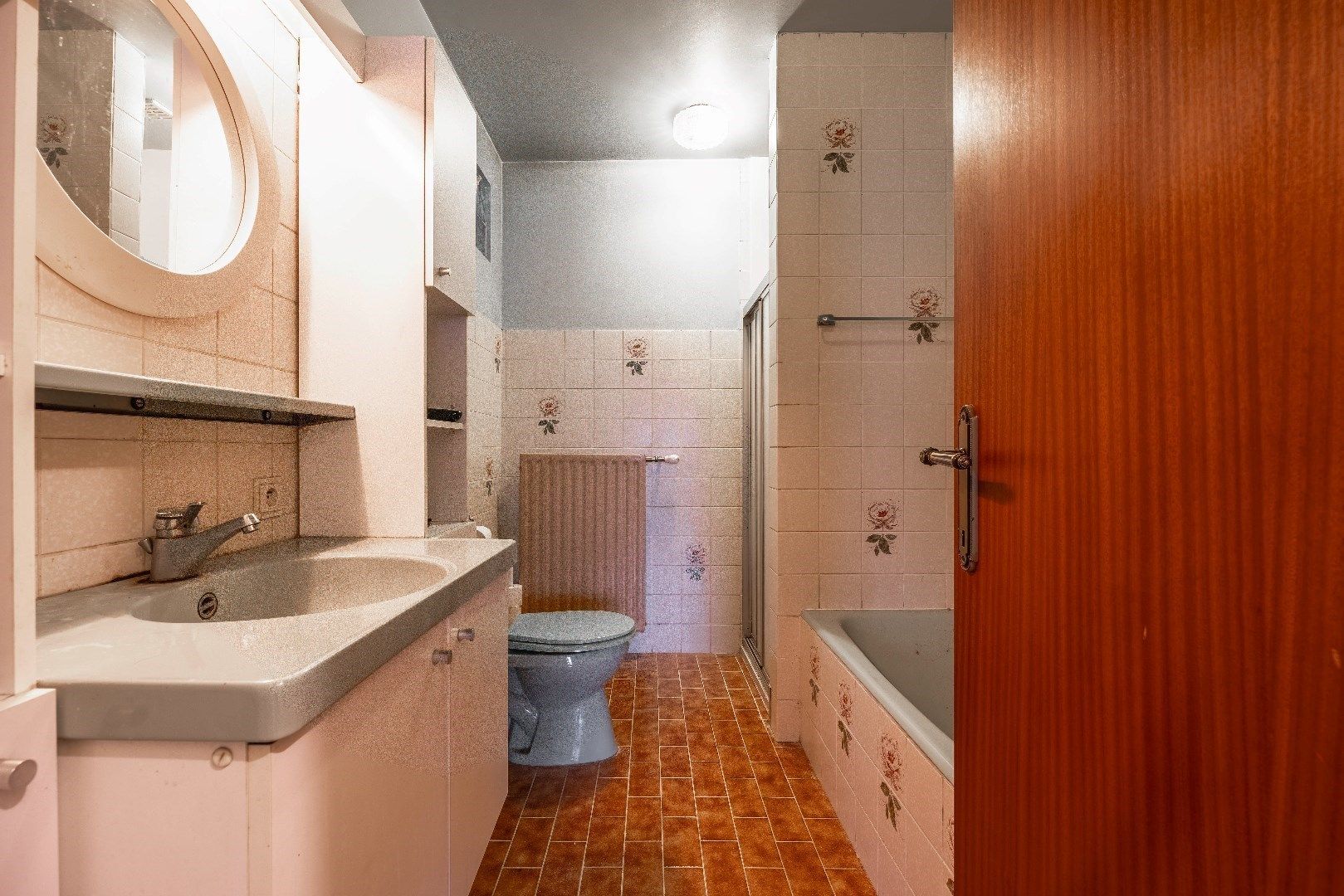 Villa met potentieel in een rustige residentiële wijk foto 12