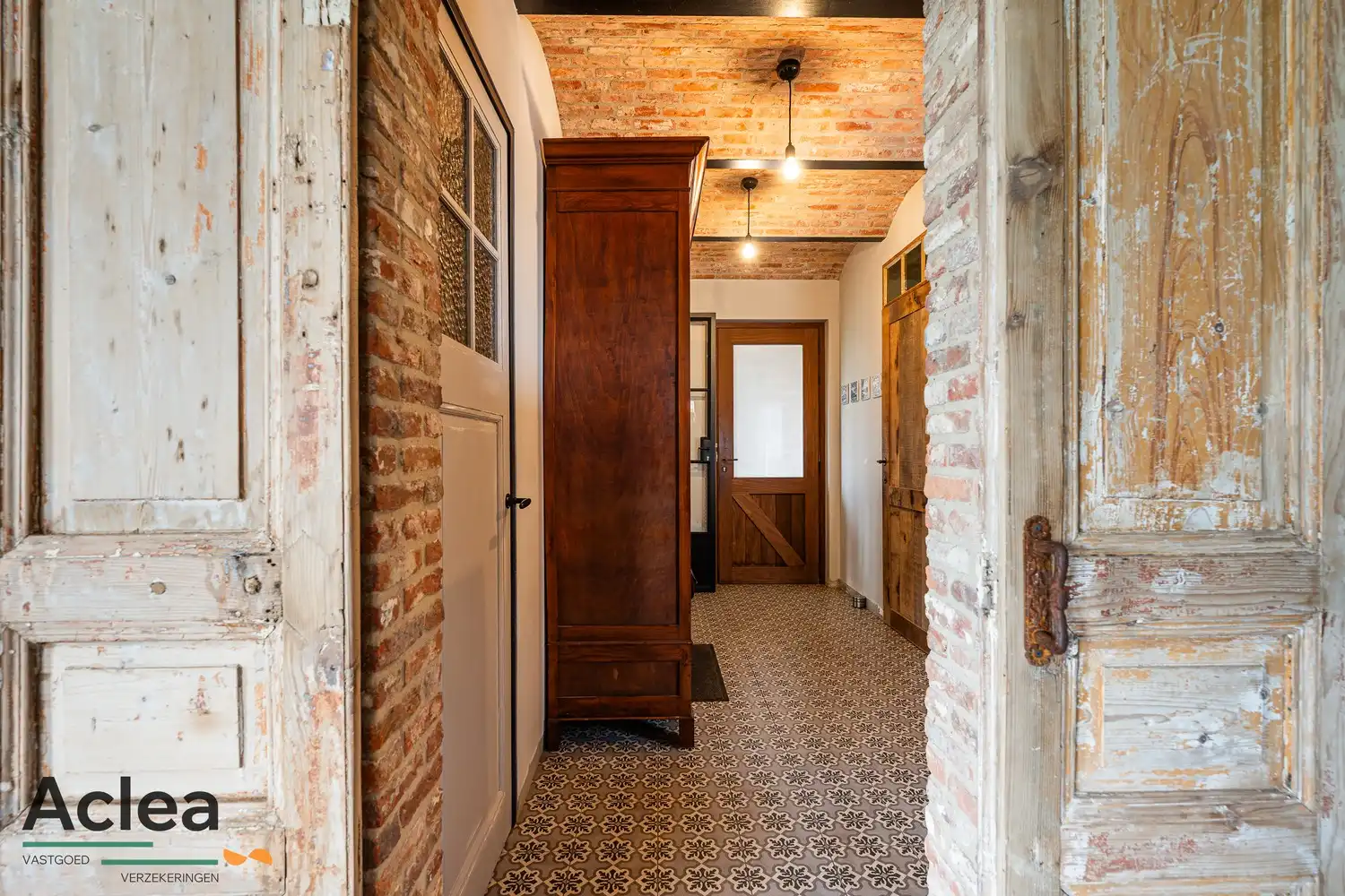 Karaktervol landhuis met paardenstal op 5.943m² in een groene omgeving foto 22