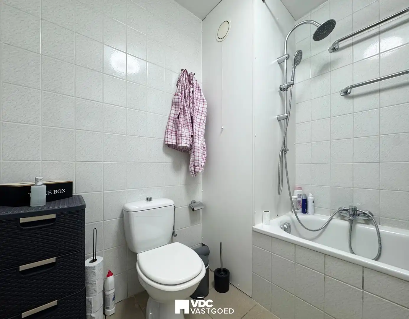 Mooi appartement met 2 slaapkamers in centrum Borgloon foto 6