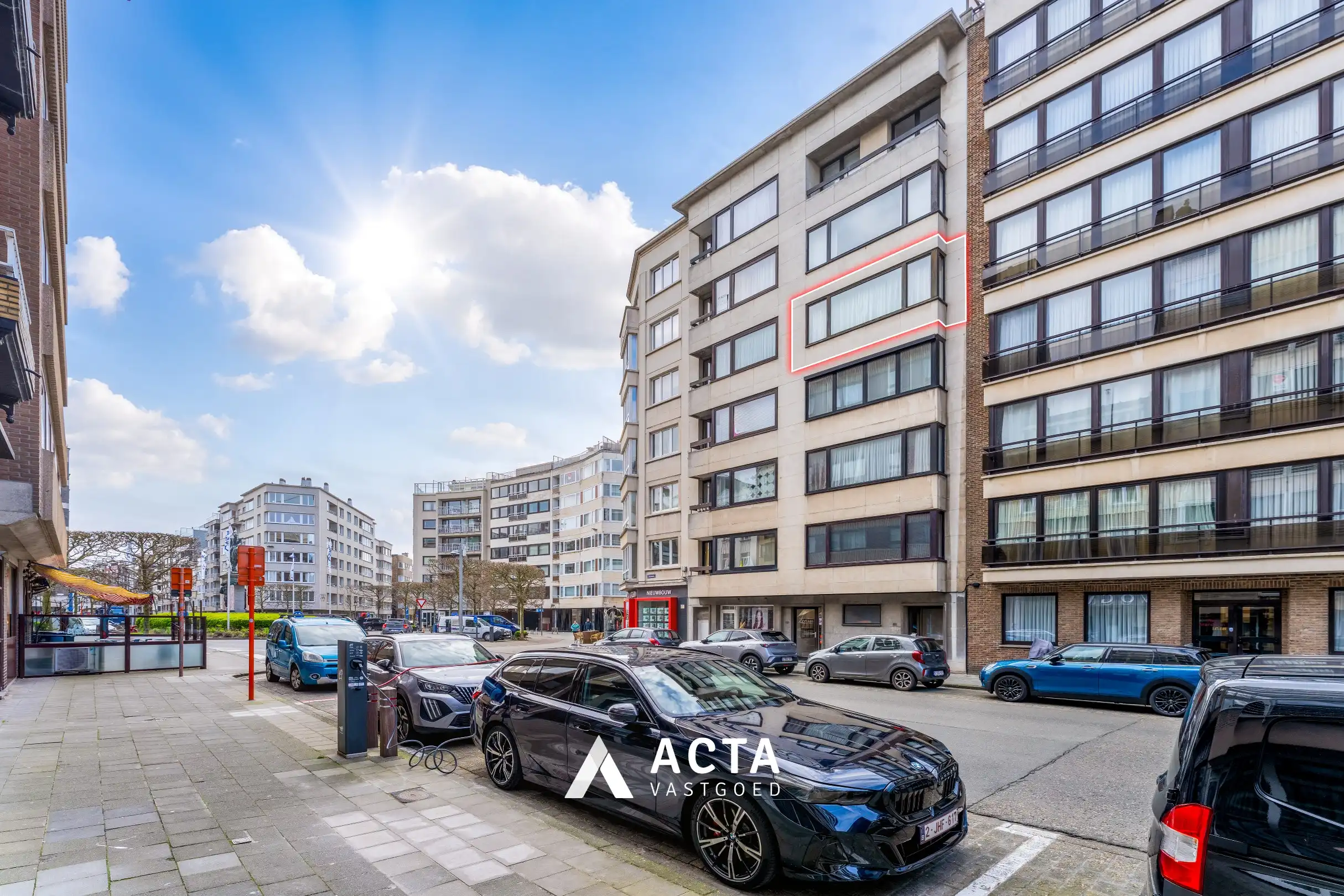 Ruim en centraal gelegen appartement op het Leopold I Plein in Oostende foto 3