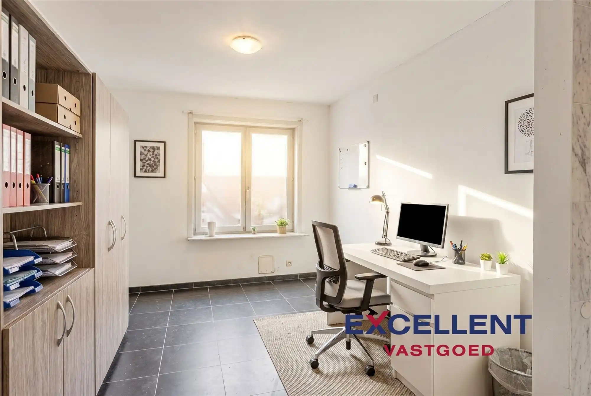 Gelijkvloerse handelsruimte met studio centrum Deinze te koop foto 5