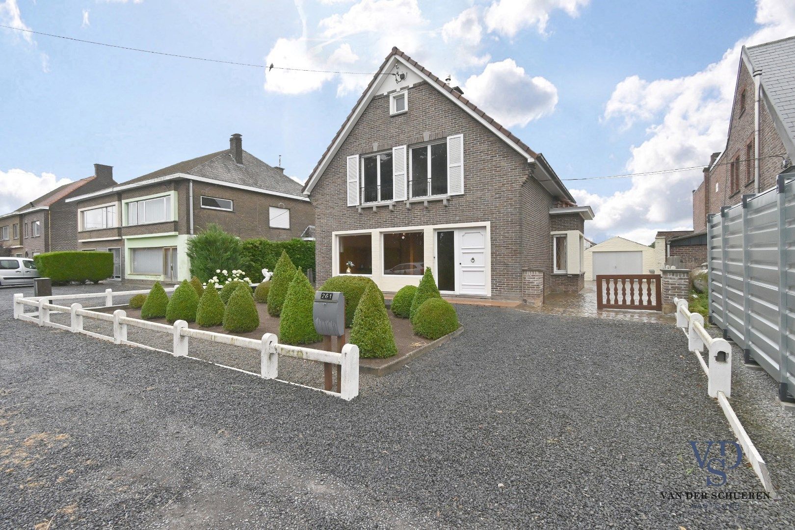 Hoofdfoto van de publicatie: Wonen en werken in Eke-Landuyt.