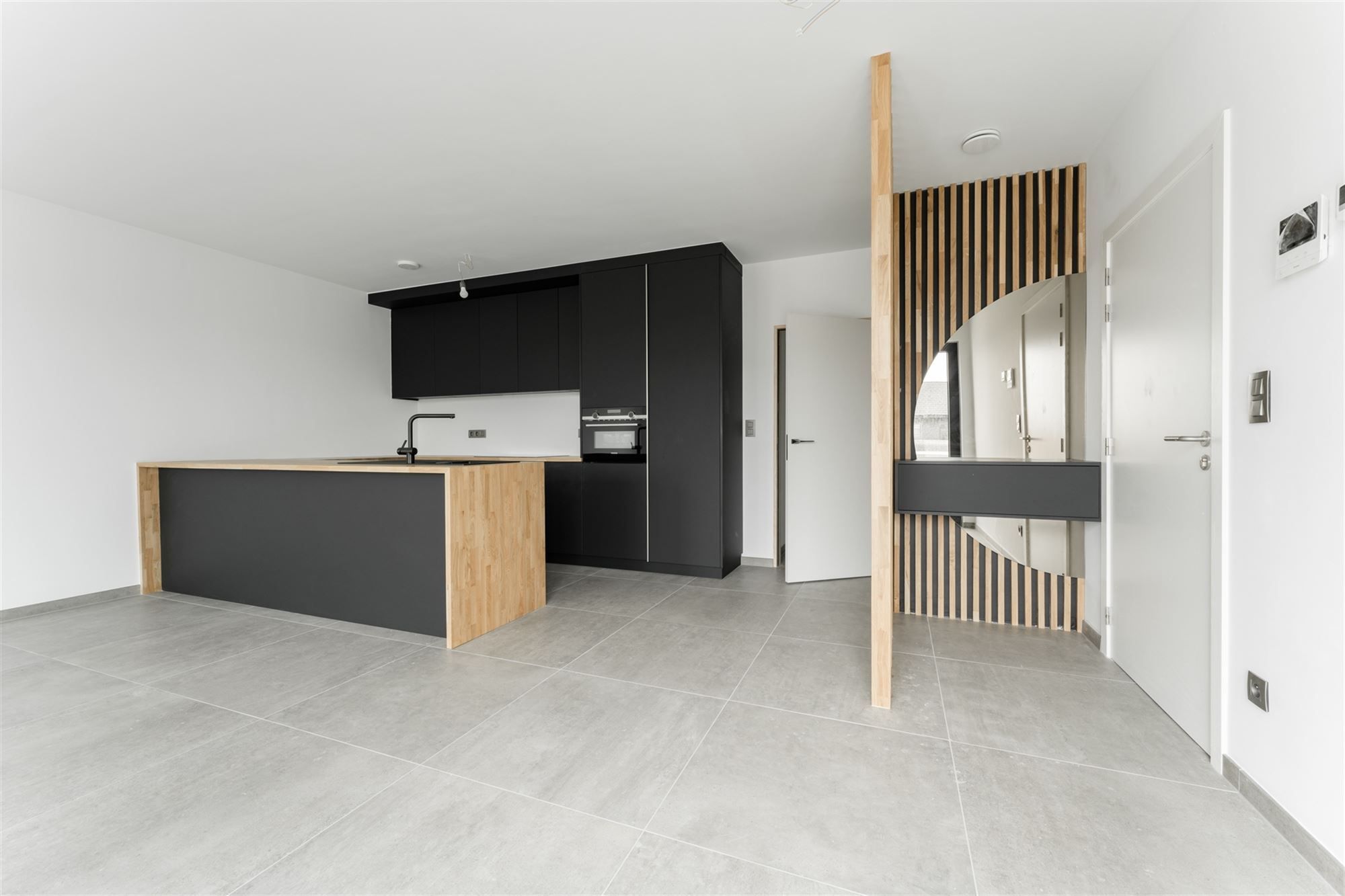 Penthouse volledig afgewerkt (120m2) met 3 slaapkamers en ruim terras van 20m2 te Hasselt foto 5