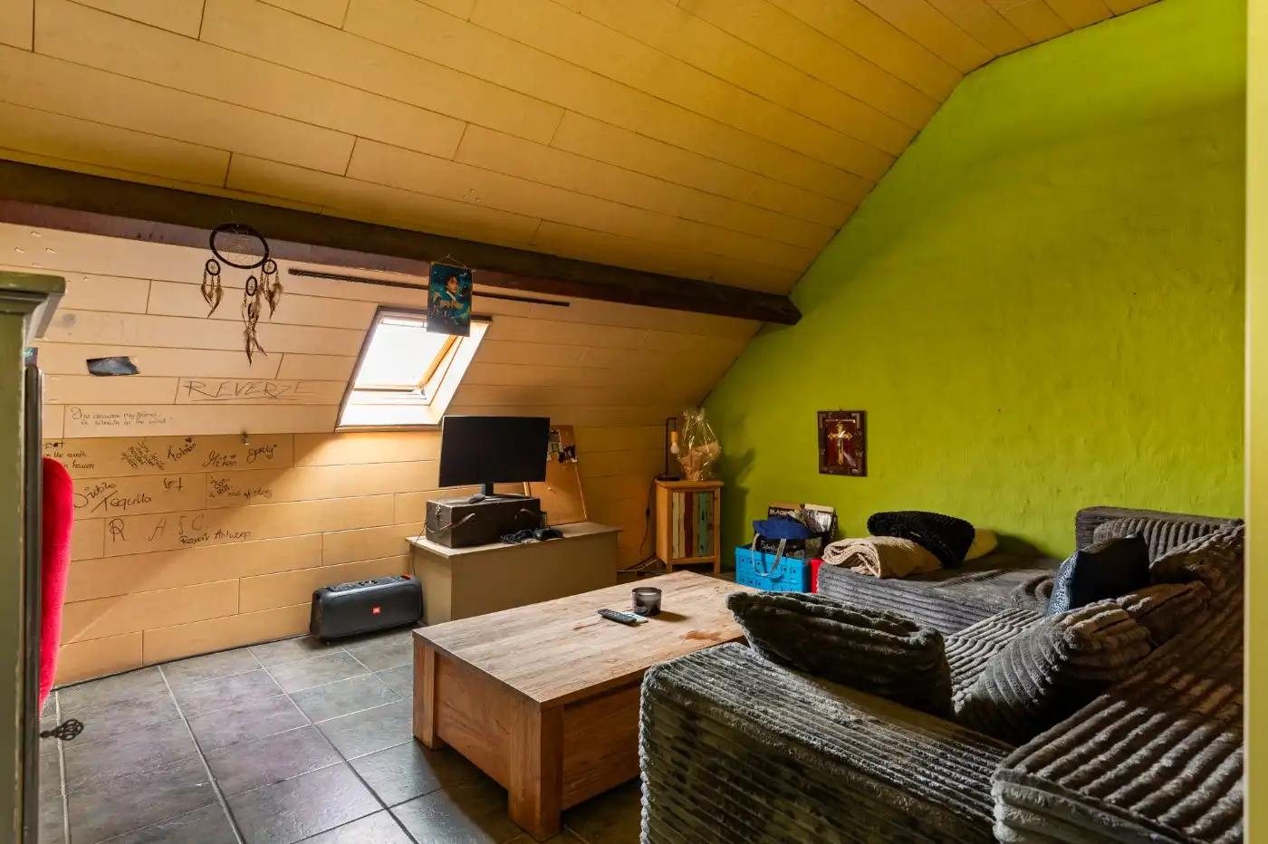 Op te frissen, grote woning met 3 à 4 slpk. en tof west-tuintje foto 18