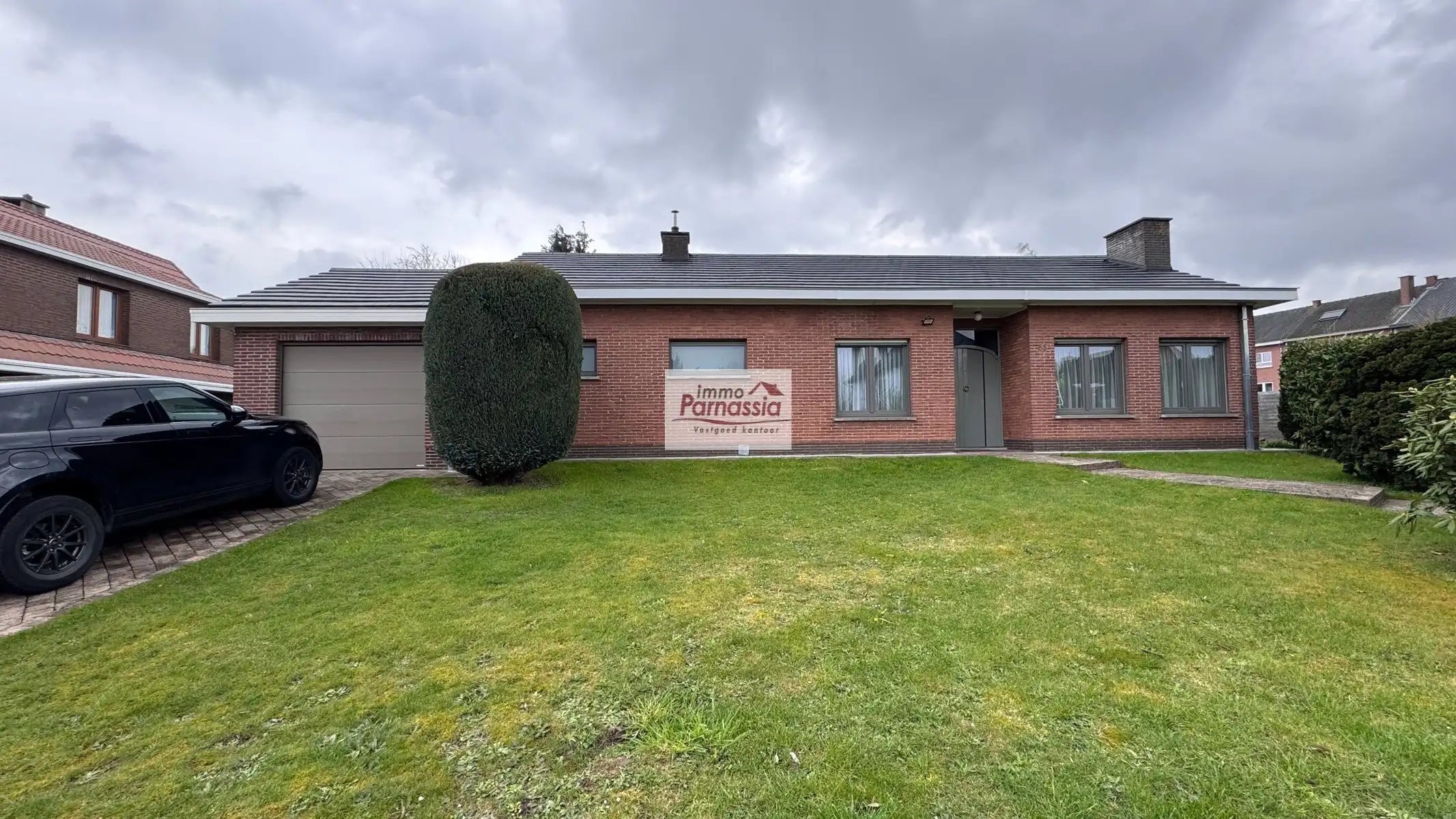 Bungalow te huur foto {{pictureIndex}}