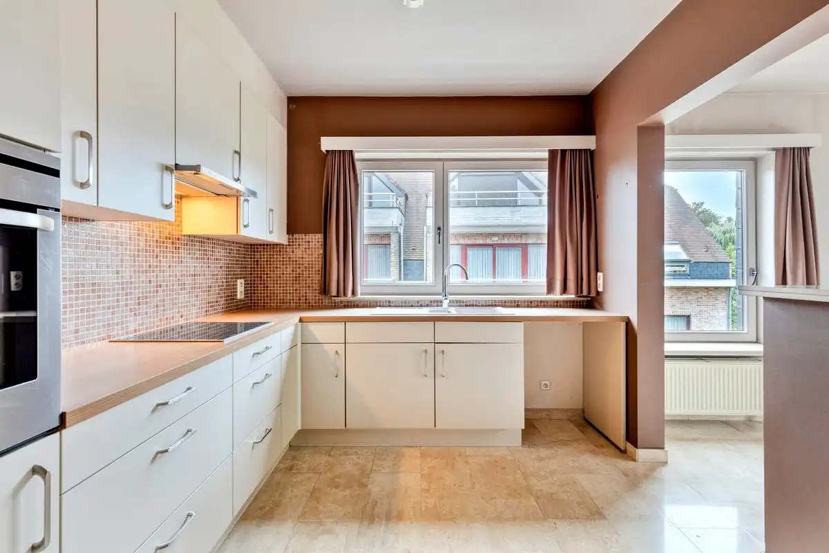Residentieel gelegen villa-appartement midden in een parktuin te Gentbrugge foto 7