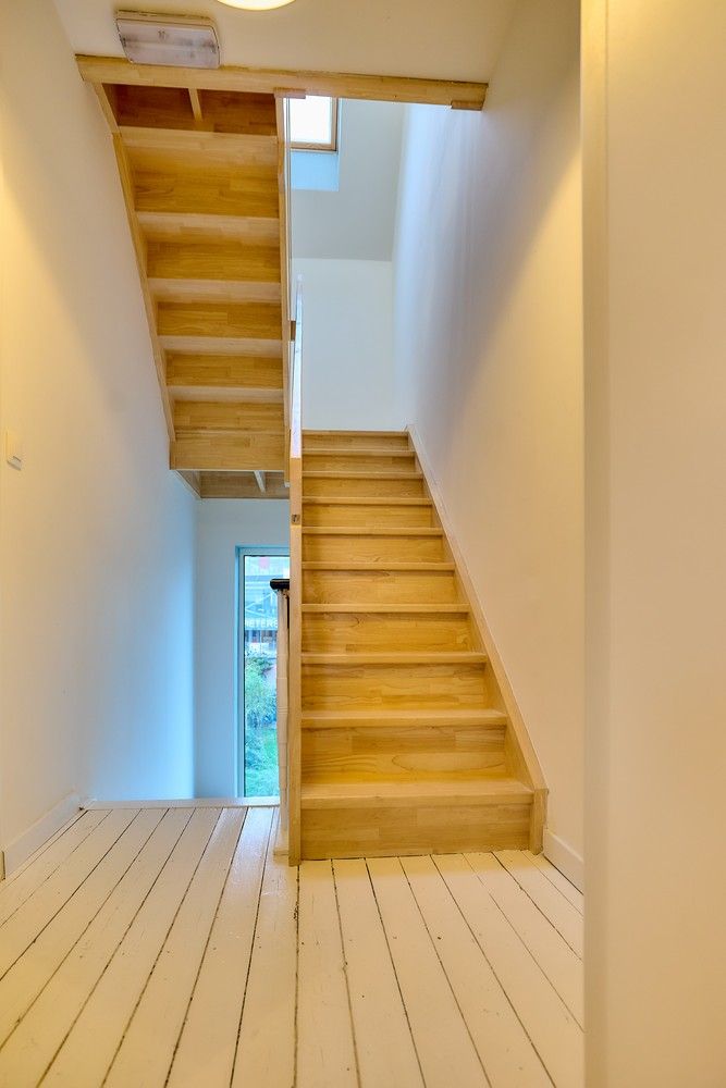 Gerenoveerde interbellum burgerwoning met 4 slaapkamers en grote tuin. foto 23