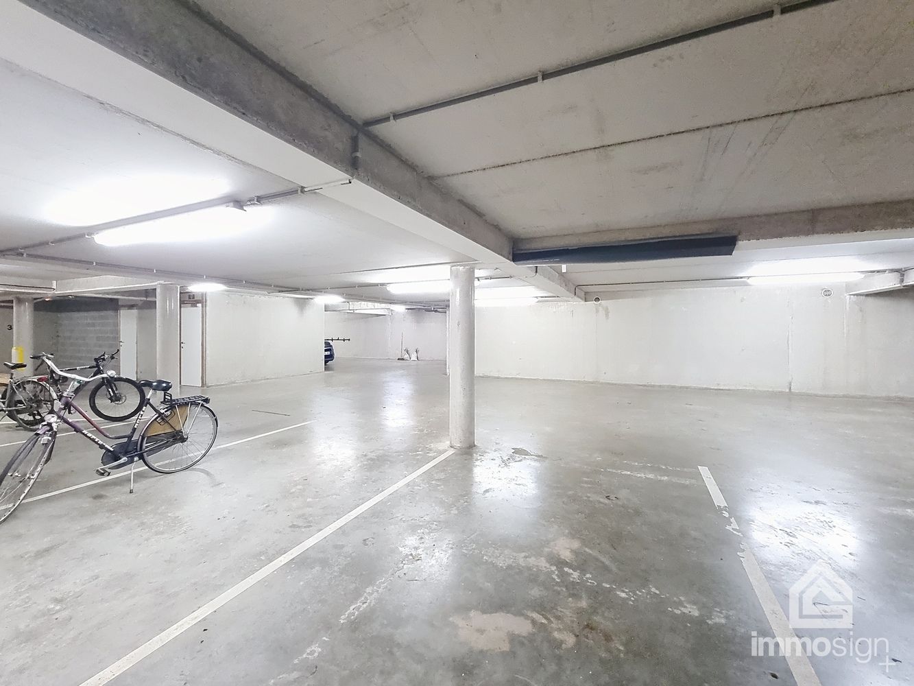 Ondergrondse autostaanplaats residentie Azzure te Bree foto 2