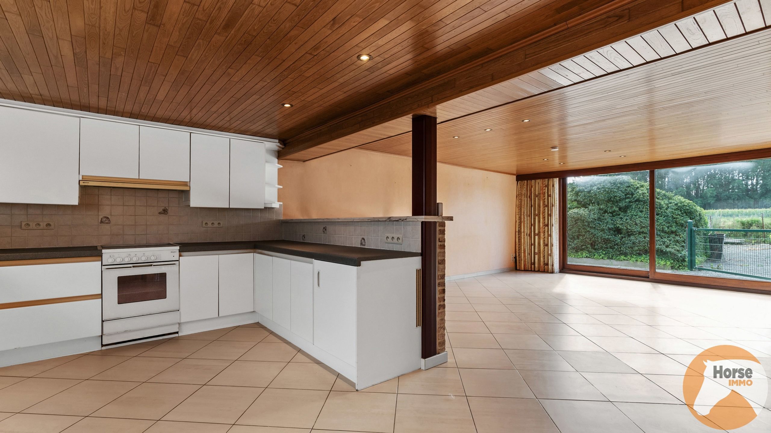 ASSE - Charmante hoeve met opslagruimte op 40a foto 9